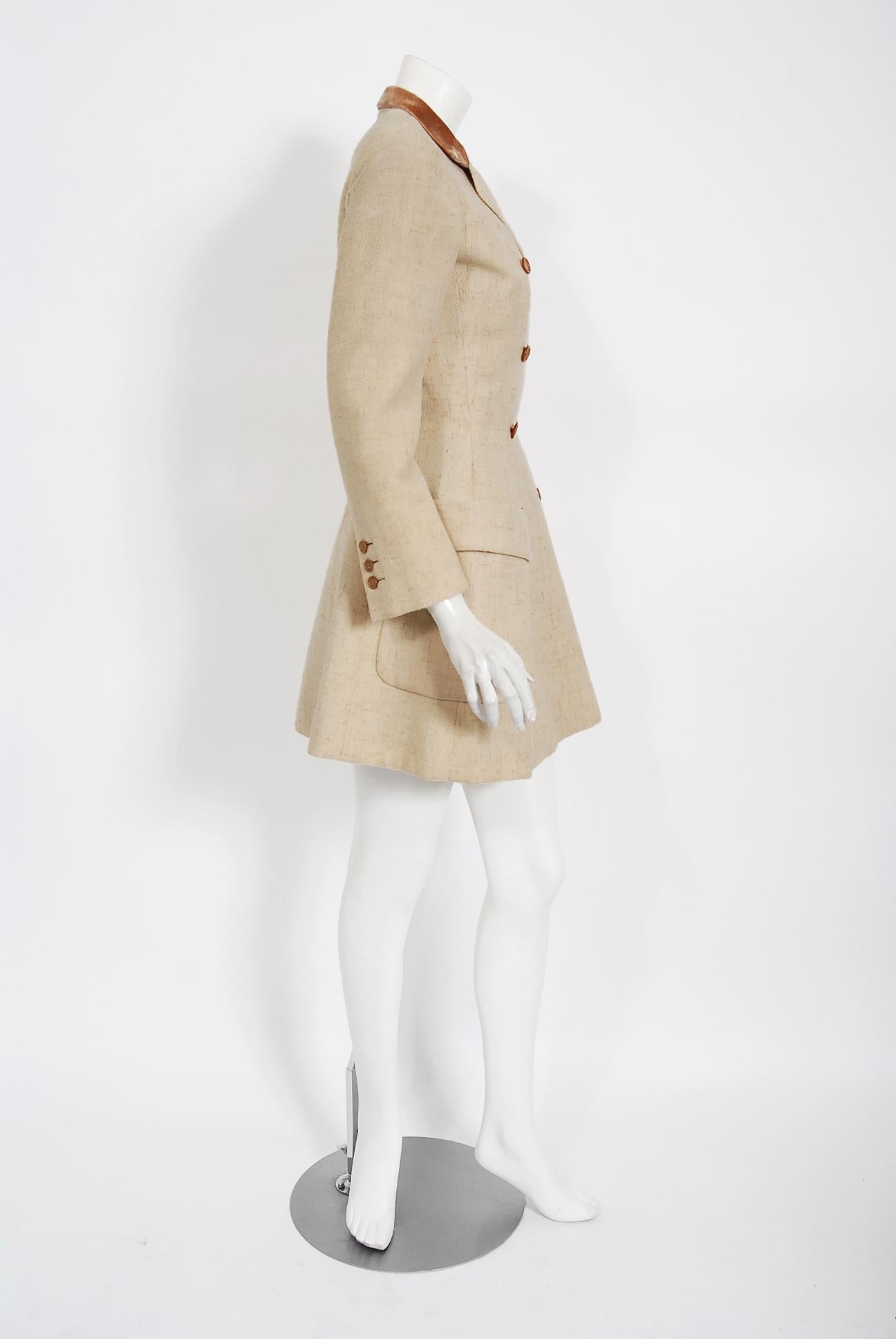 Vintage 1955 Traina-Norell Beige Wool Tweed Double Breasted Fitted Blazer Jacket 2
