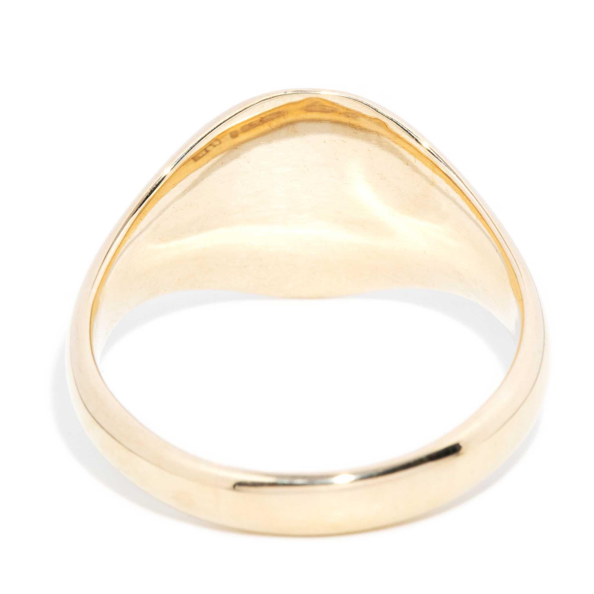 Vintage 1958 Oval Initialled Signet Ring 9 Carat Yellow Gold For Sale 3