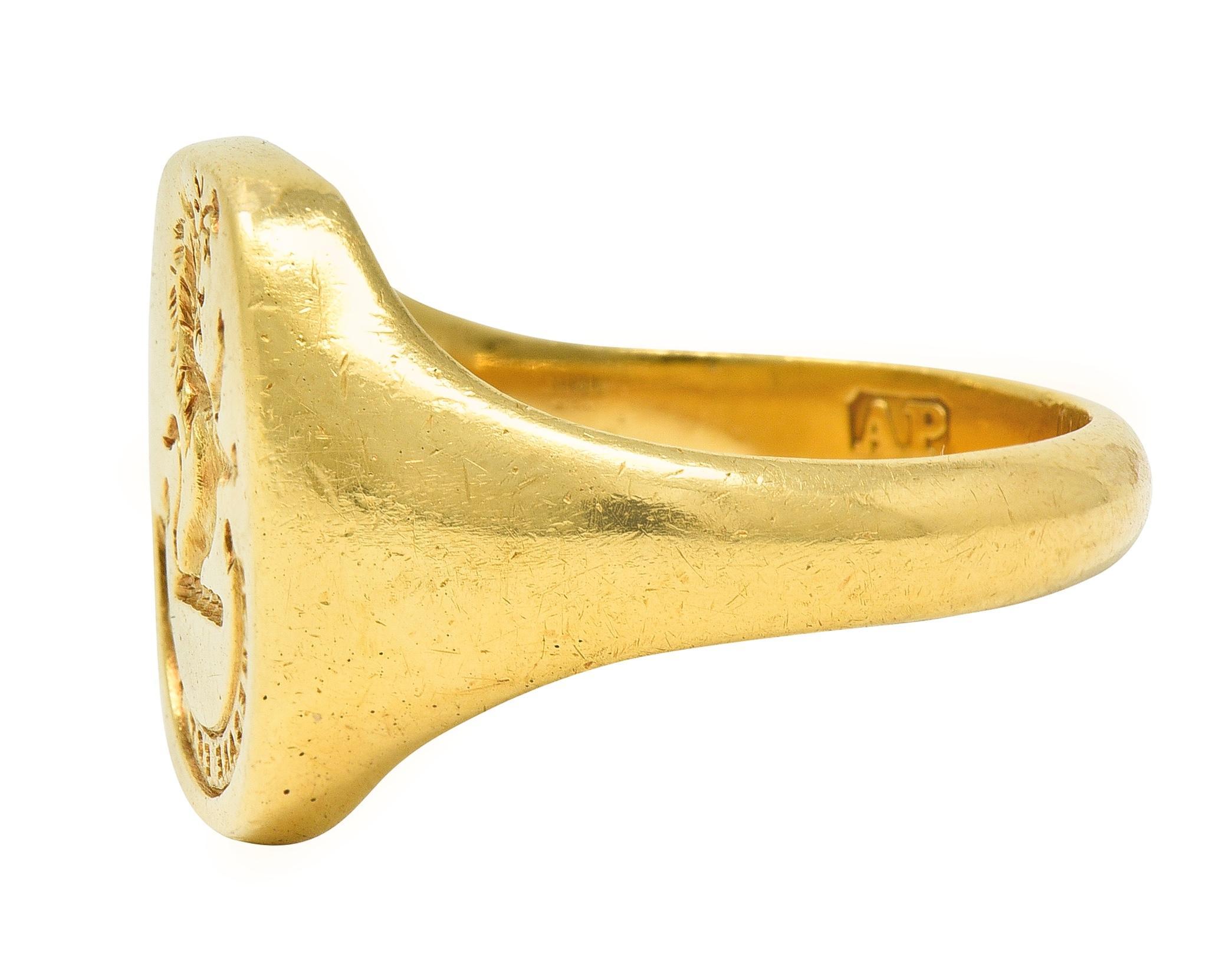 Vintage 1959 18 Karat Yellow Gold Heraldic Lion Intaglio Men's Signet Ring 1