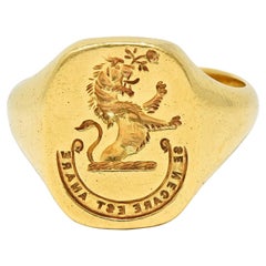 Vintage 1959 18 Karat Yellow Gold Heraldic Lion Intaglio Men's Signet Ring
