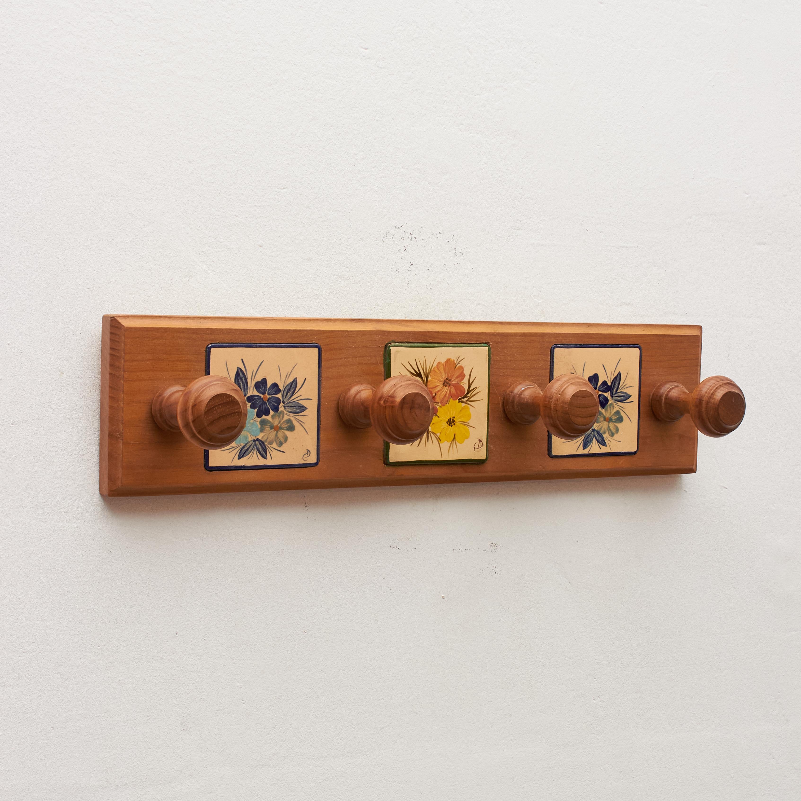 Mid-Century Modern Vintage 1960 Catalan Artist Diaz Costa Hand-Painted Ceramic and Wood Hanger For Sale