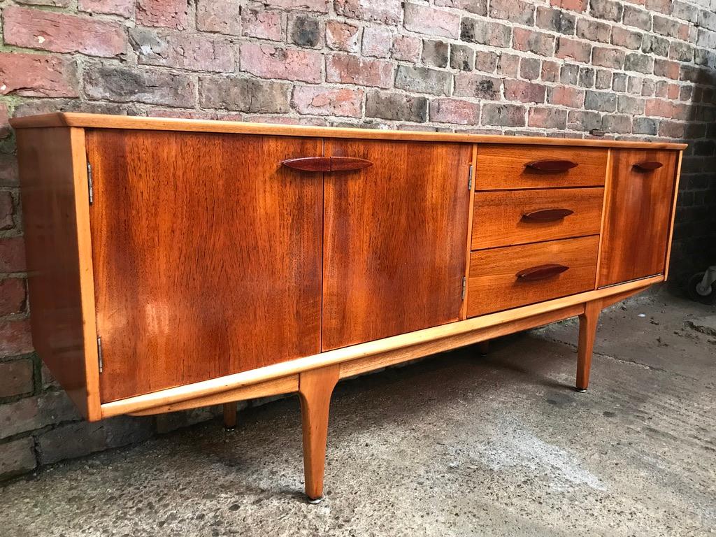 Vintage 1960 Retro Teak Sideboard or Credenza with cocktail cupboard by Jentique For Sale 2