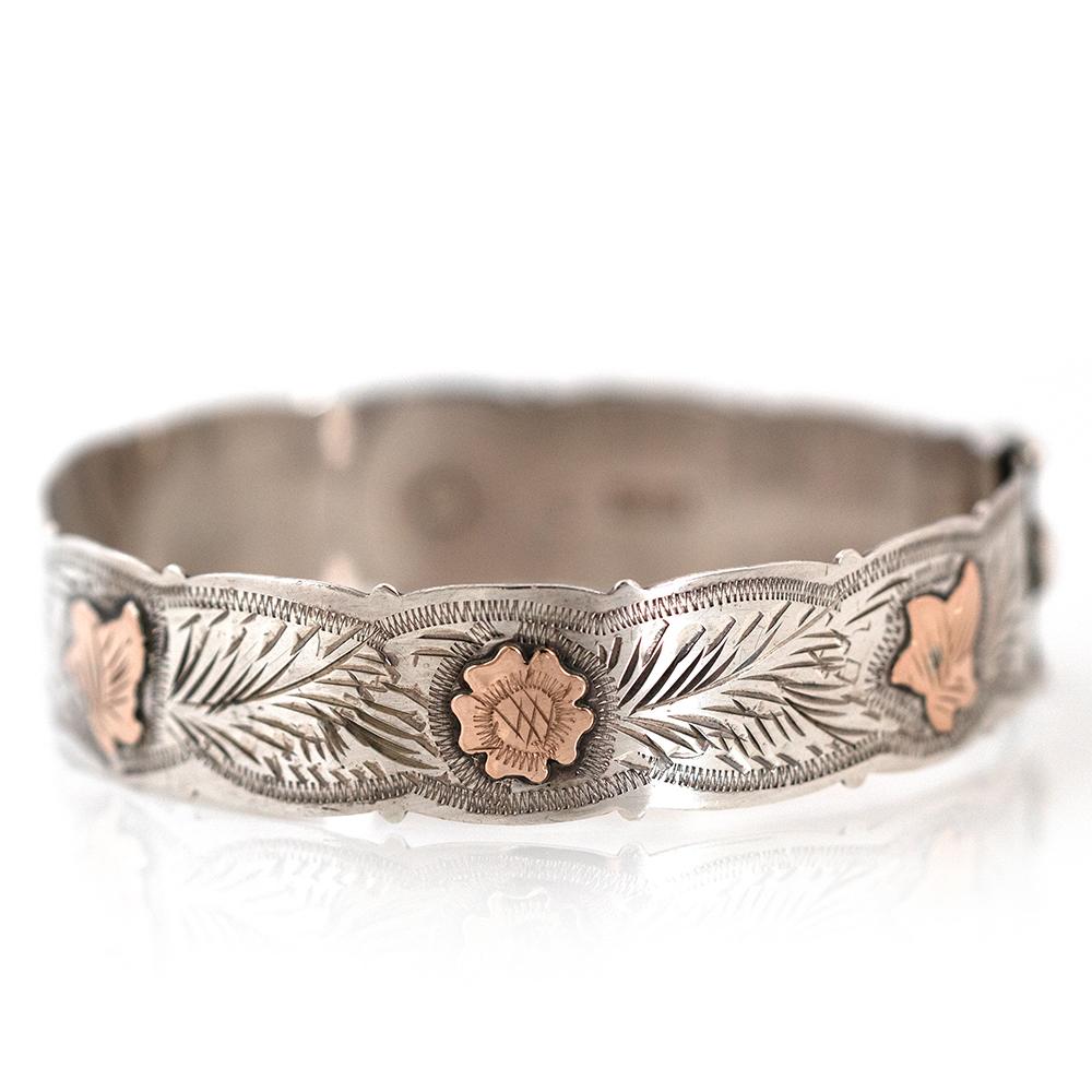 Vintage 1960 Scottish Silver and Rose Gold Ivy Bangle Bracelet im Angebot 1