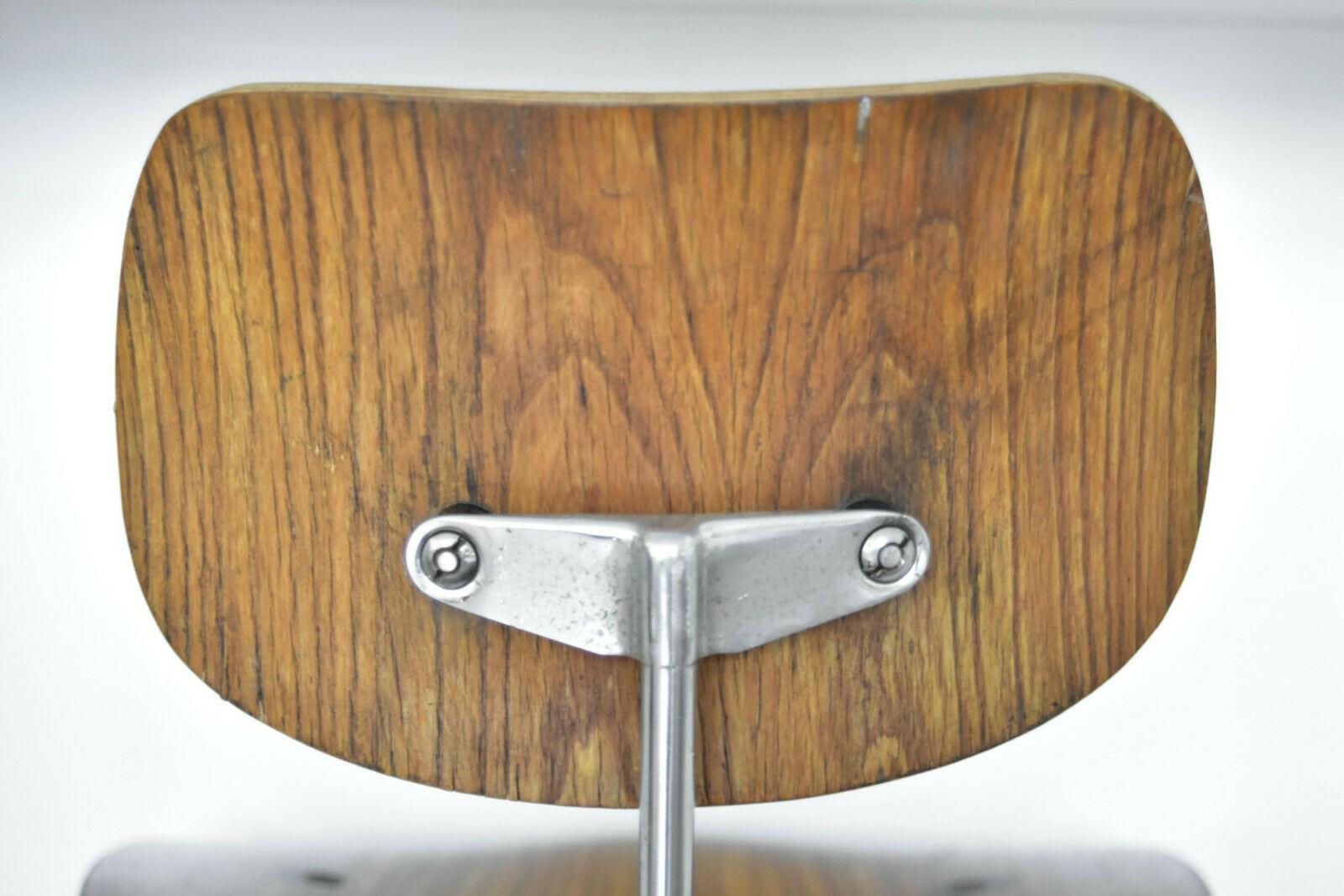Vintage 1960er SE 68 Chair Egon Eiermann Wilde & Spieth Made in Germany In Distressed Condition In Krefeld, DE