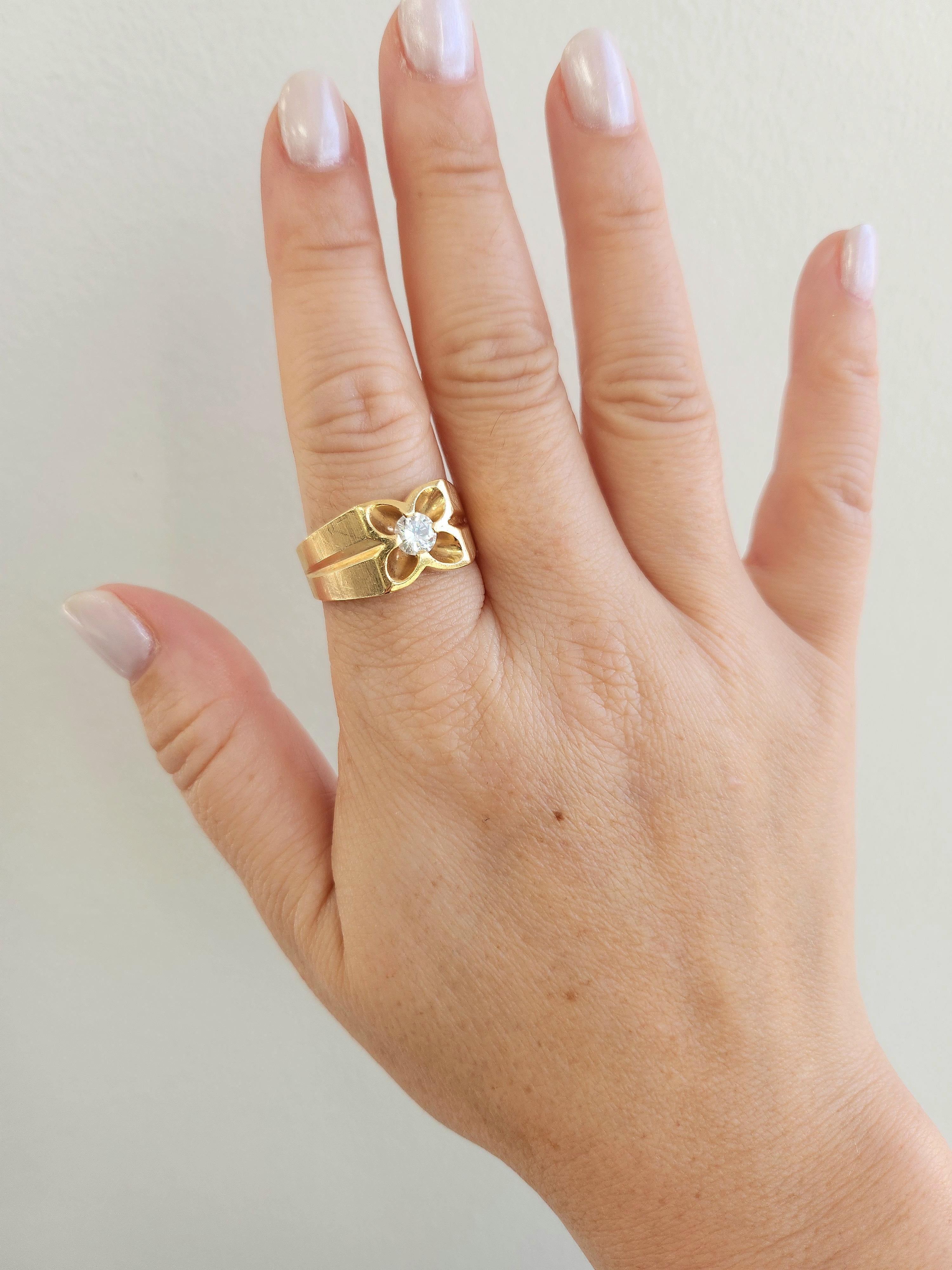 Contemporaneo Vintage By 1960 0,50 Carat Diamond Clover Wide Gent's Ring Oro 14K in vendita