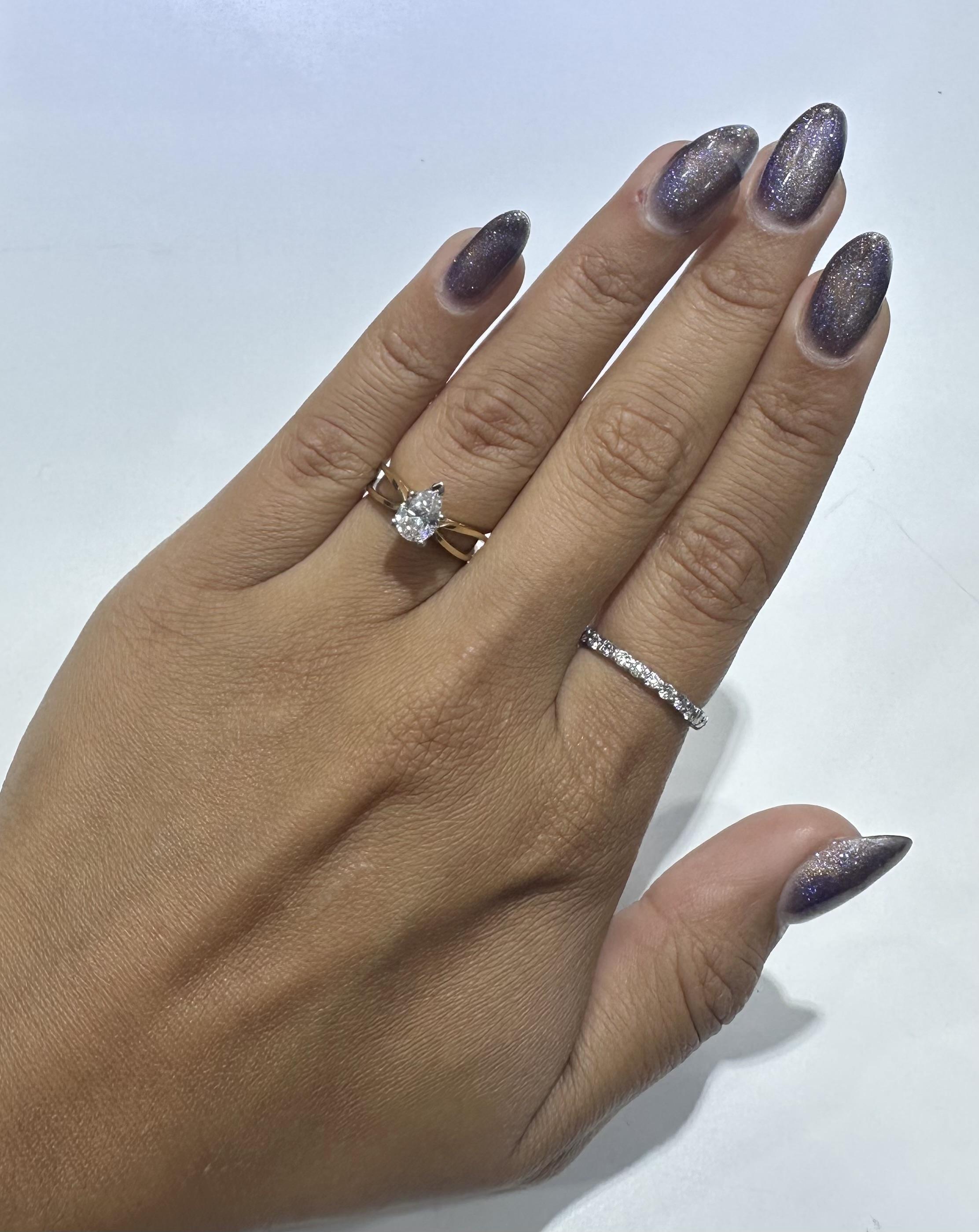 Donna Anello di fidanzamento vintage del 1960 con diamante a forma di pera da 0,87 carati in vendita