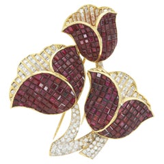 Vintage 1960s 13.00 Carat Ruby and 10.00 Carat Diamond Tulips Brooch Vintage 1960s 13.00 Carat Ruby and 10.00 Carat Diamond Tulips Brooch