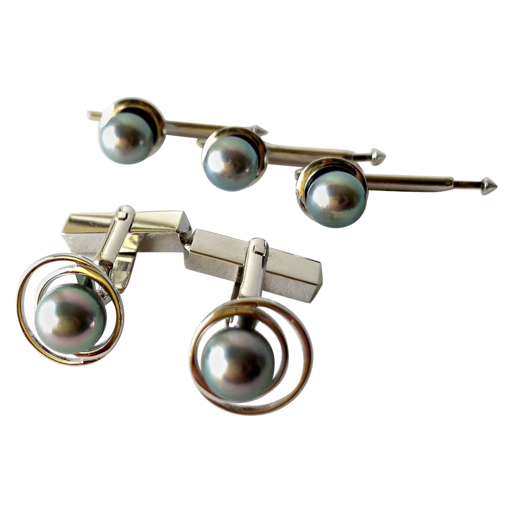 Vintage 1960s 14 Karat White Gold Grey Tahitian Pearl Cufflink and Stud Set