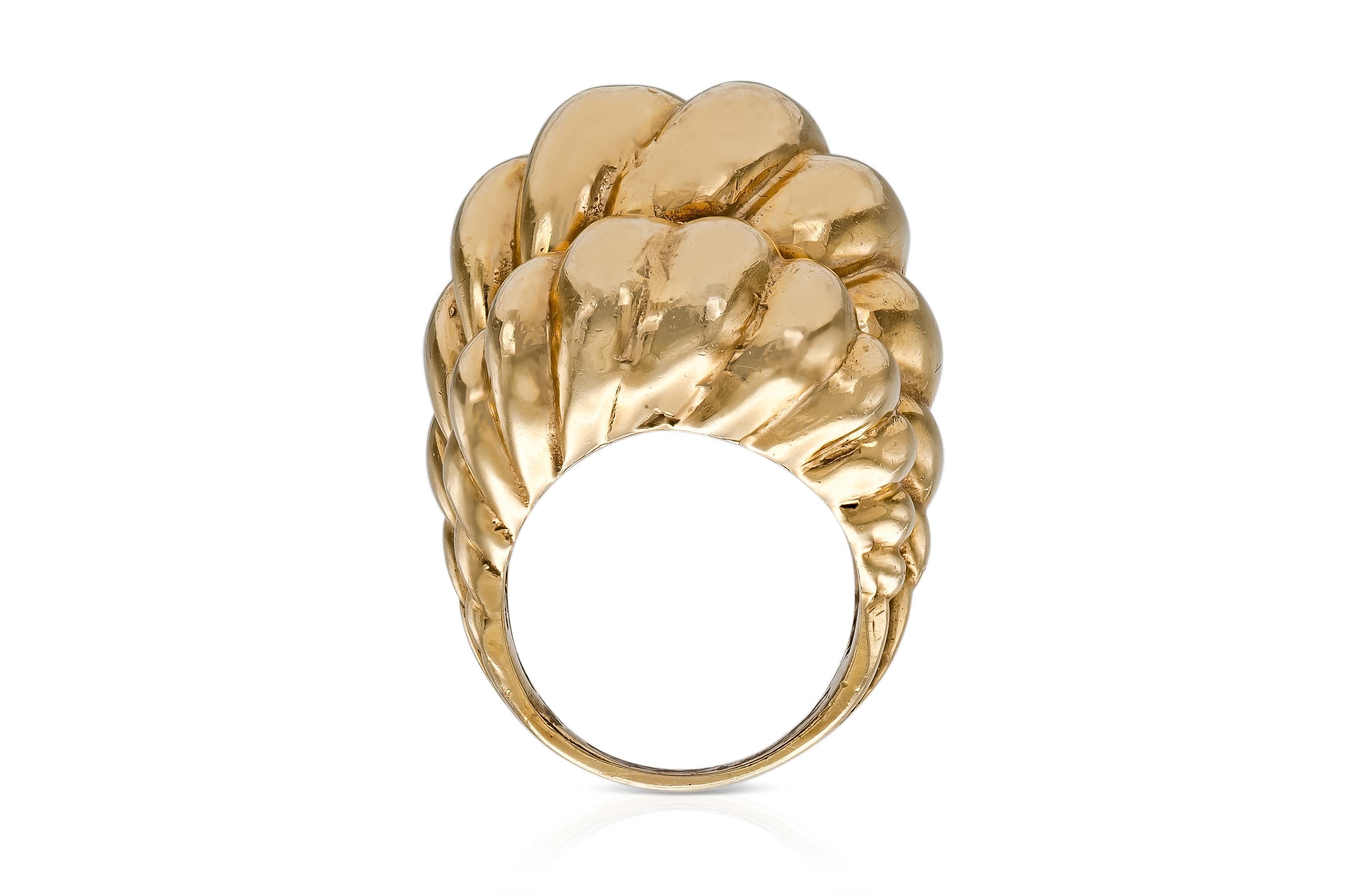 Women's Vintage 1960s 14k Gold Shrimp Style Ring
