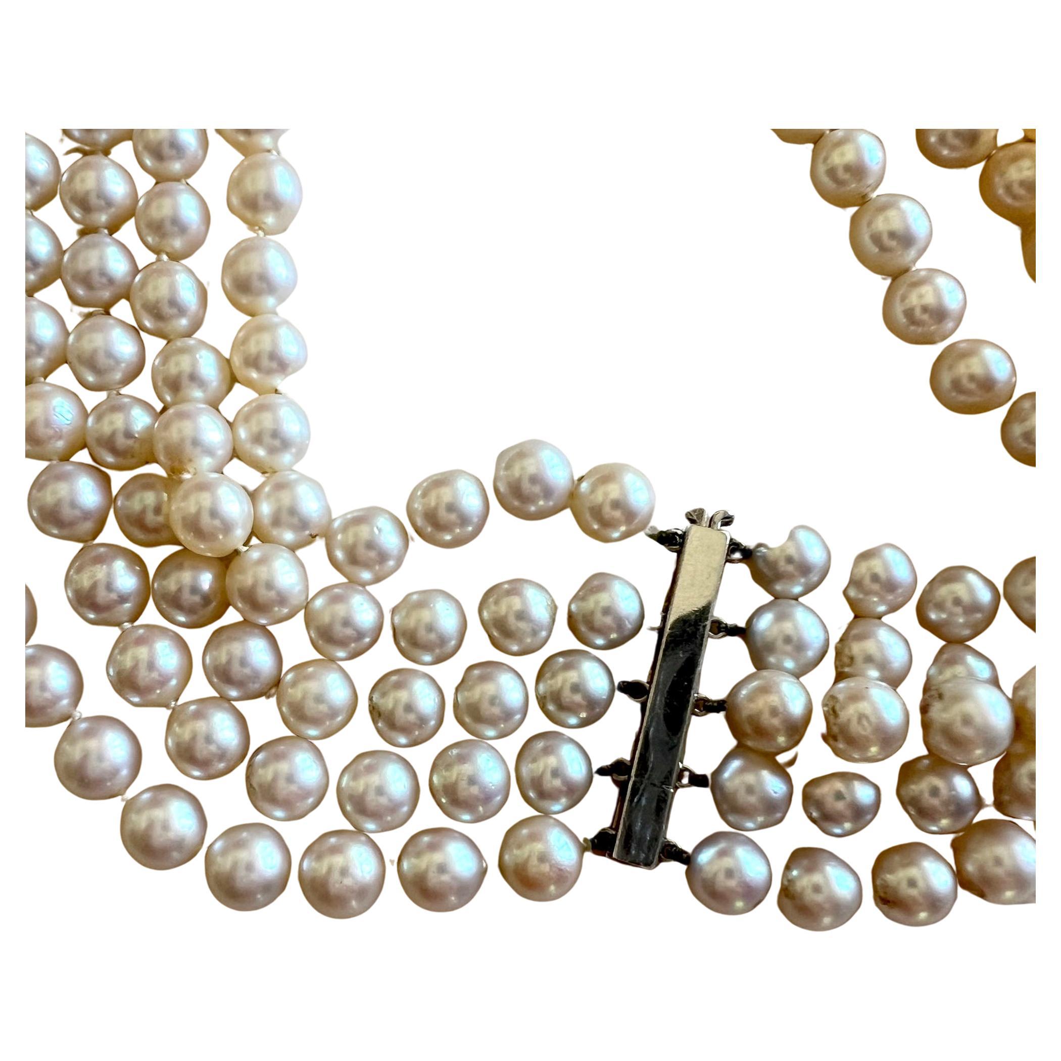 Round Cut Vintage 1960s 14K White Gold Diamond Emerald Pearl Five Strand Choker Necklace