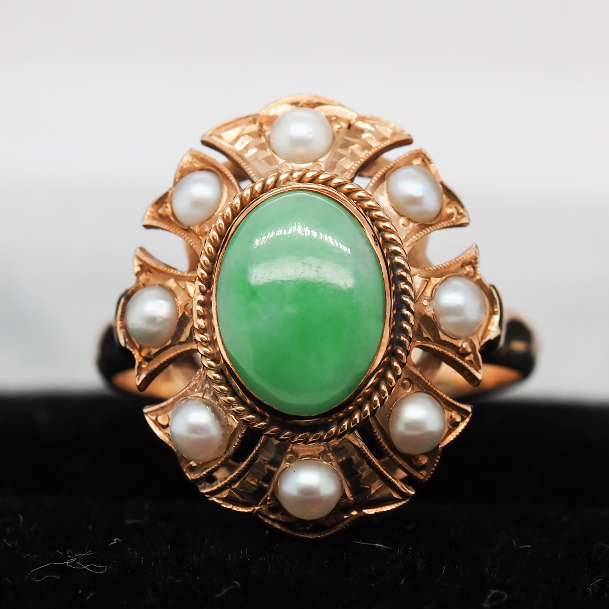 Bague cocktail vintage des années 1960 en or jaune 14 carats, jade et perle en vente 6