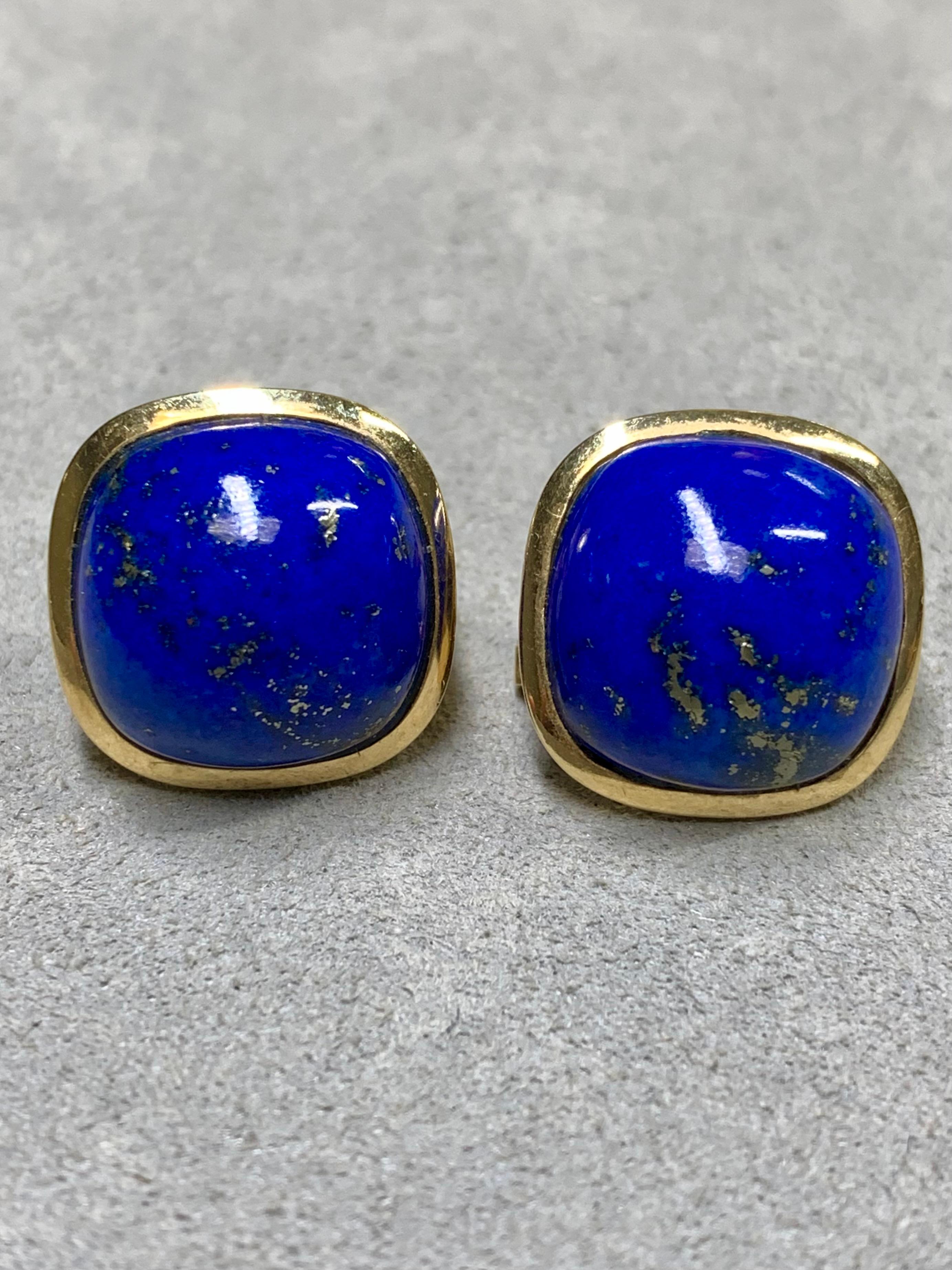 Retro Vintage 1960s 14K Yellow Gold Lapis Cabochon Cushion Omega Back Huggie Earrings For Sale