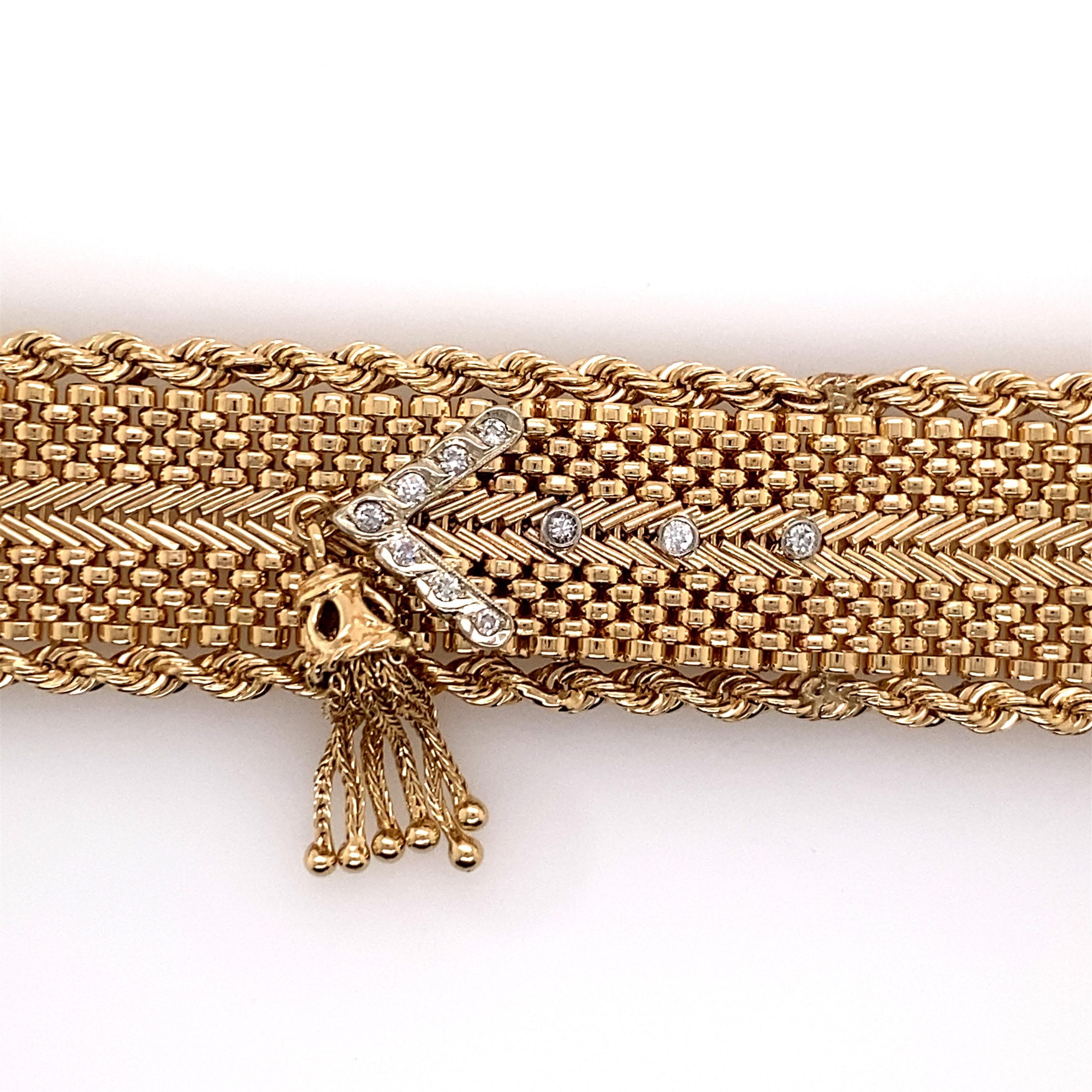 Vintage 1960's 14k Yellow Gold Mesh Belt Bracelet In Good Condition In Boston, MA