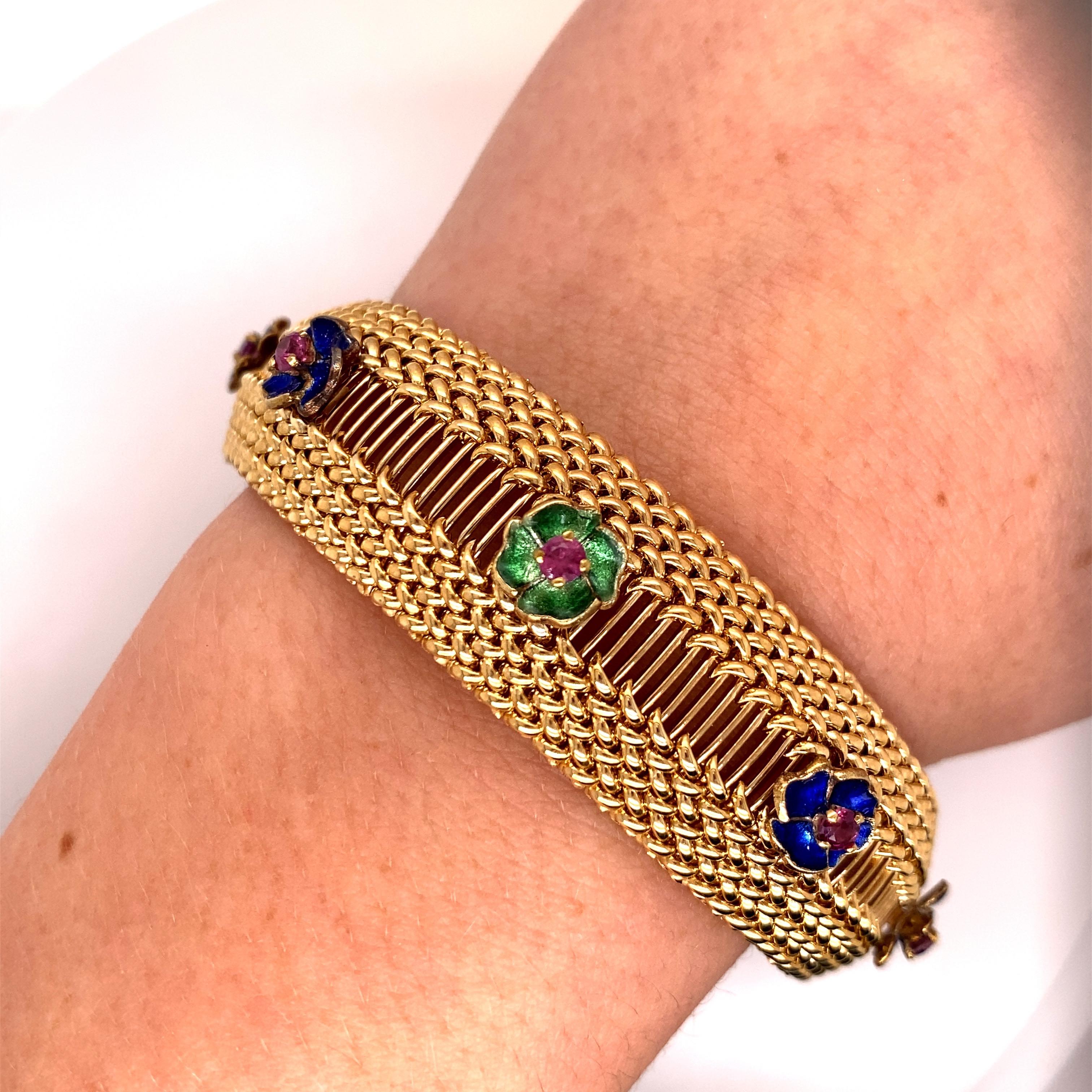 Round Cut Vintage 1960s 14 Karat Yellow Gold Mesh Bracelet with Enamel Flowers and Rubies For Sale
