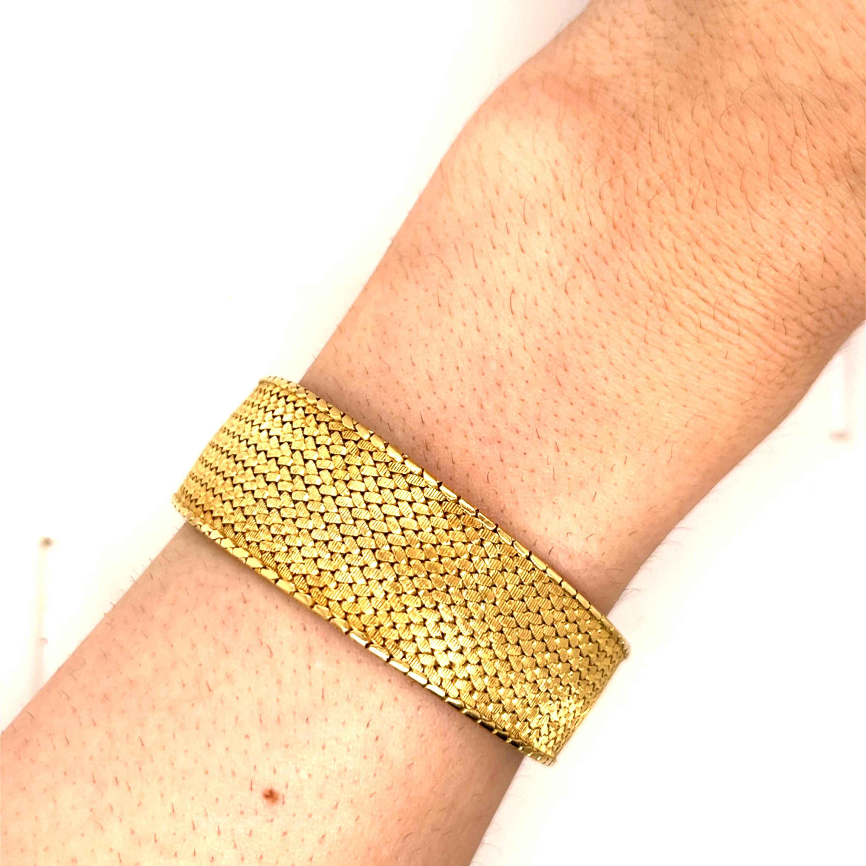 Vintage By 1960 Bracciale a maglie larghe in oro giallo 14k in vendita 4