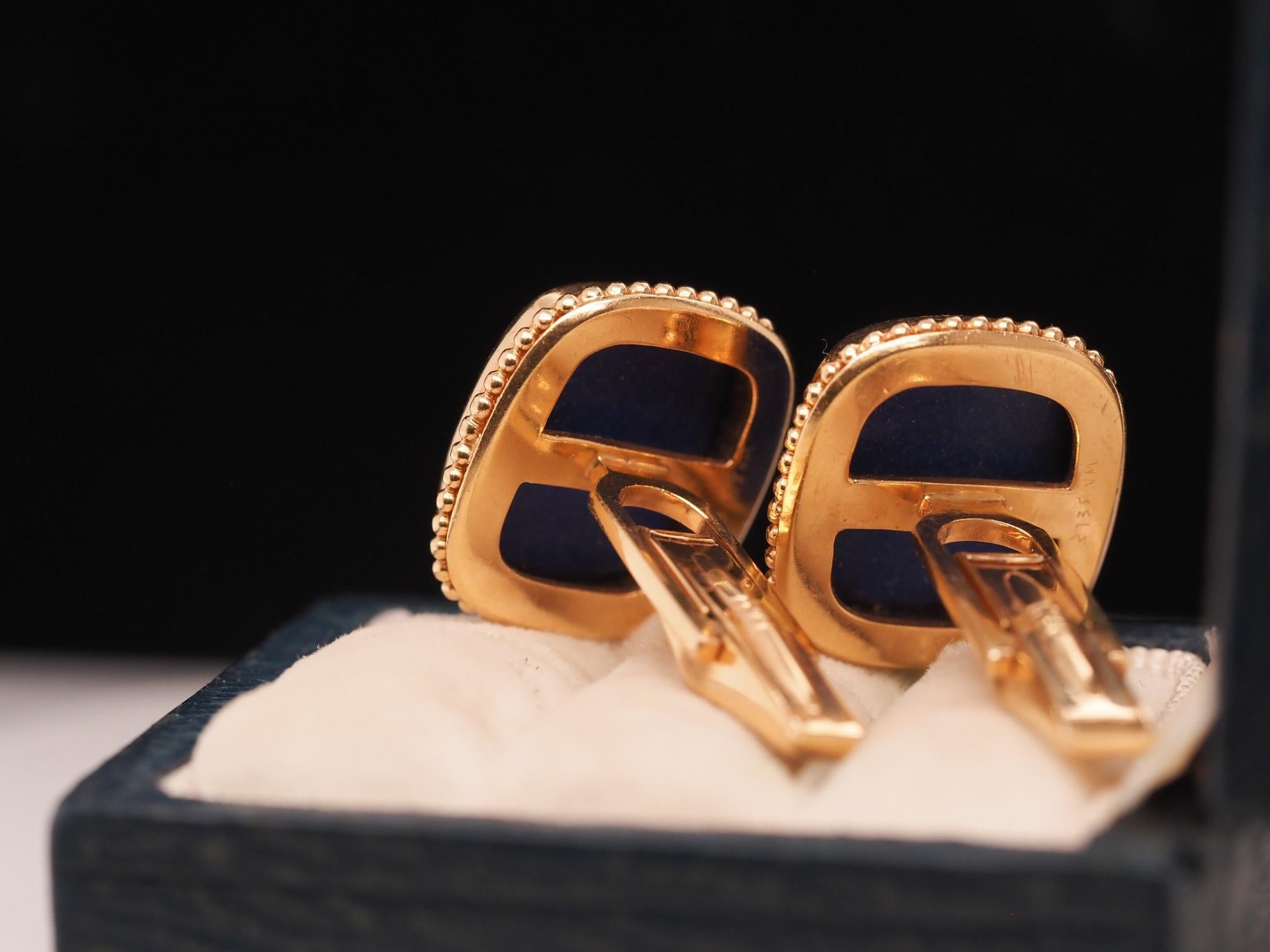 Vintage 1960s 14K Yellow Large Size Gold Lapis Cufflinks For Sale 1