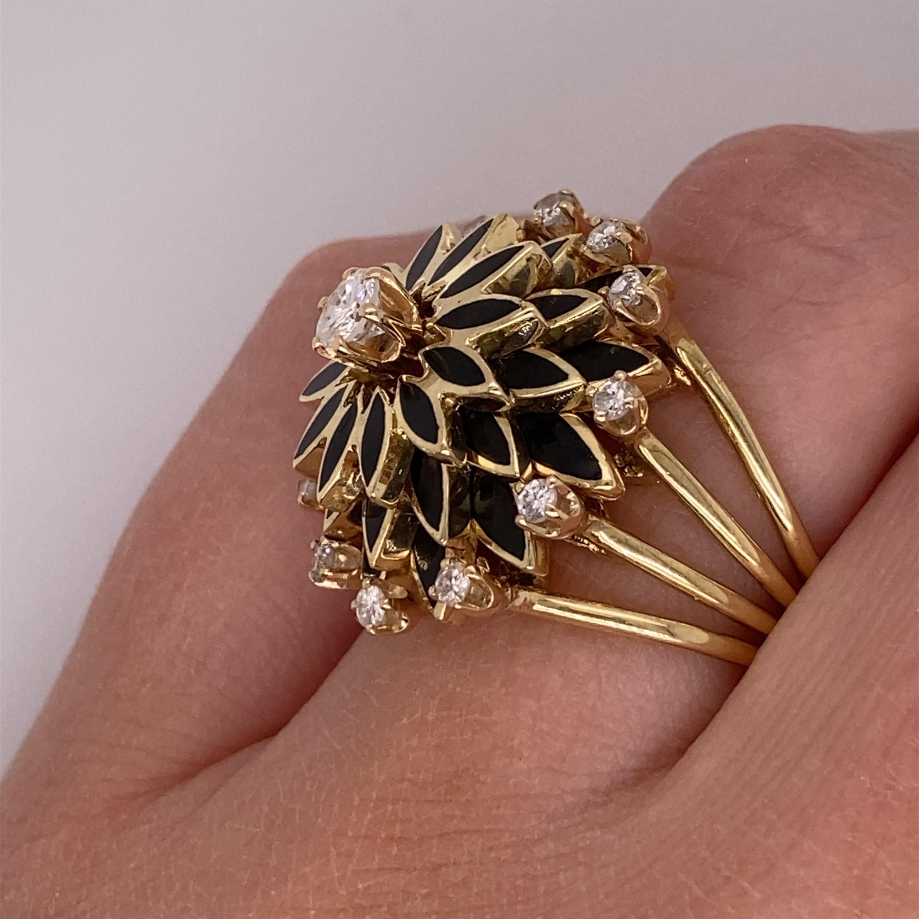Vintage 1960s 14 Karat Yellow Gold Diamond and Black Enameled Ring For Sale 1