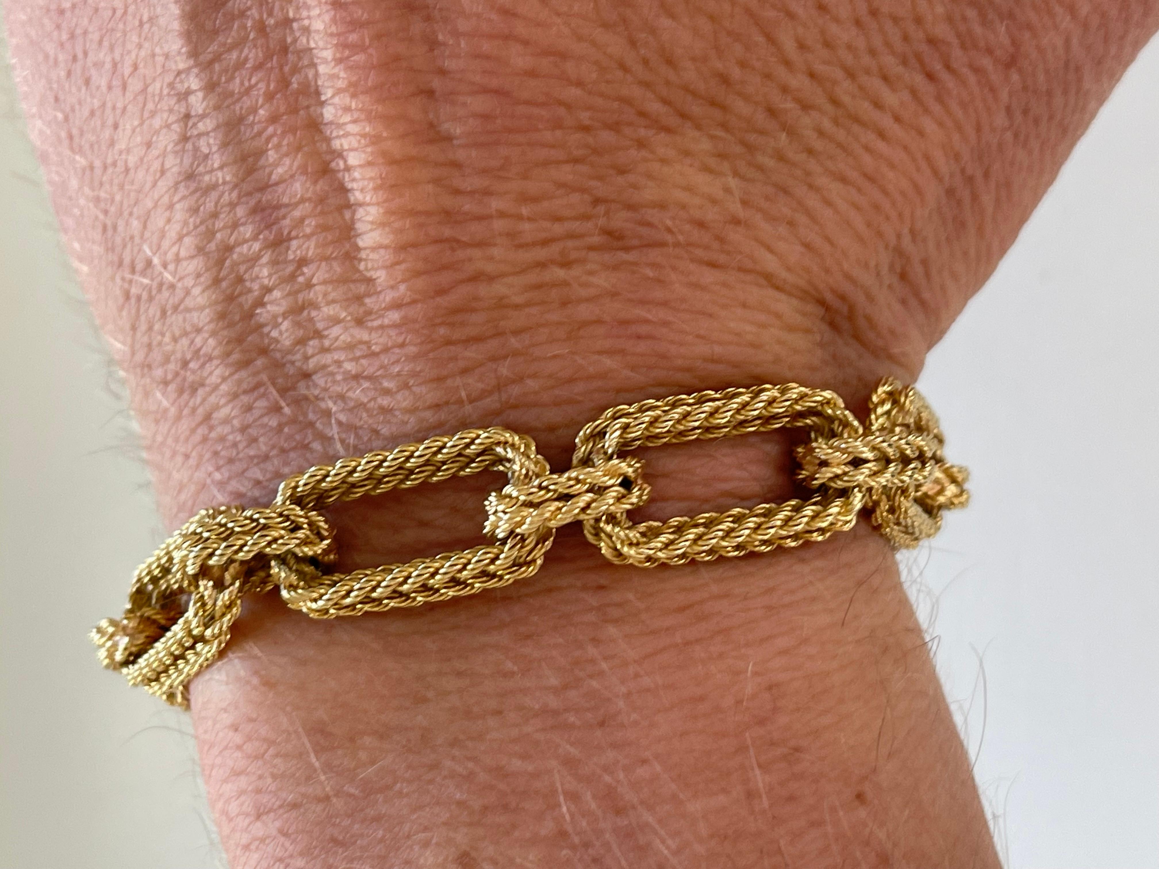 Women's or Men's Vintage 1960s 18 K Yellow Gold Link Bracelet