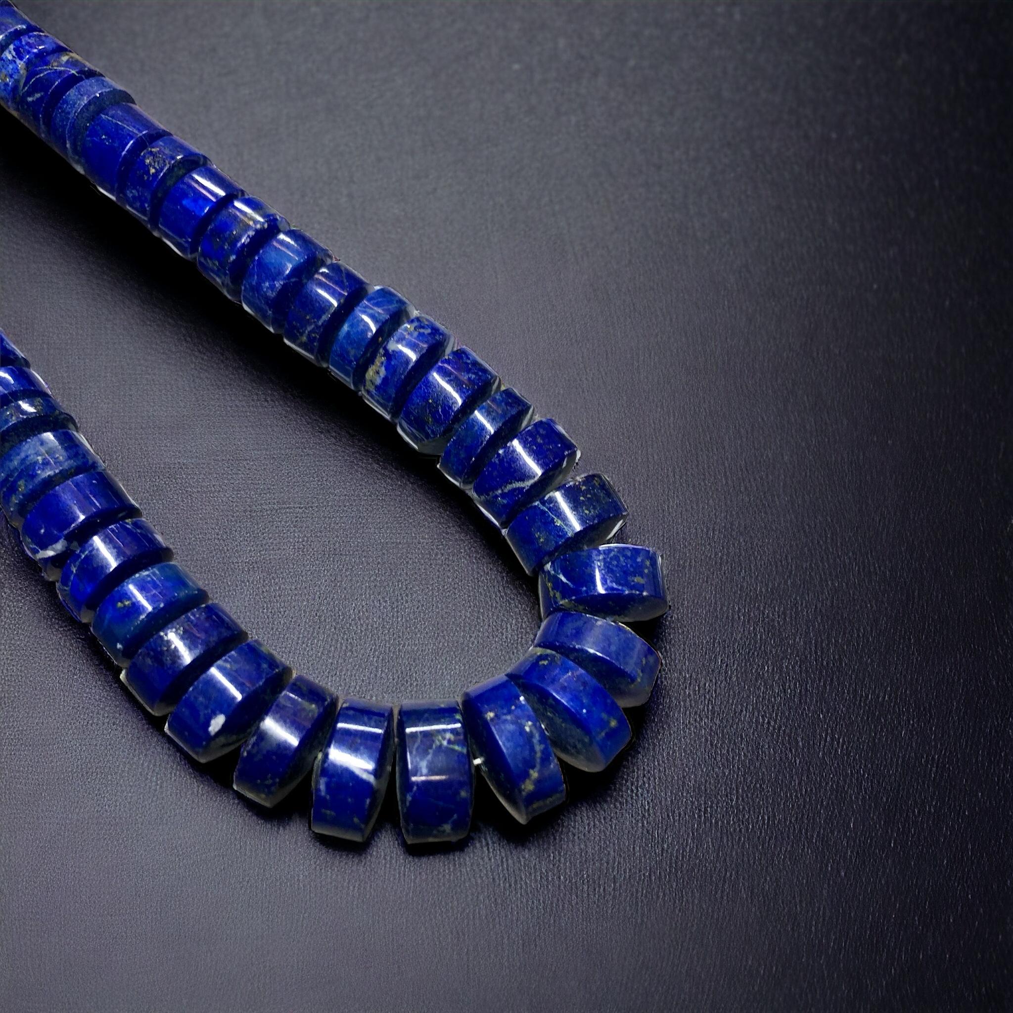 Vintage 1960’s 18K Lapis Cylinder Bead Necklace 15.75” In Fair Condition For Sale In Winter Springs, FL