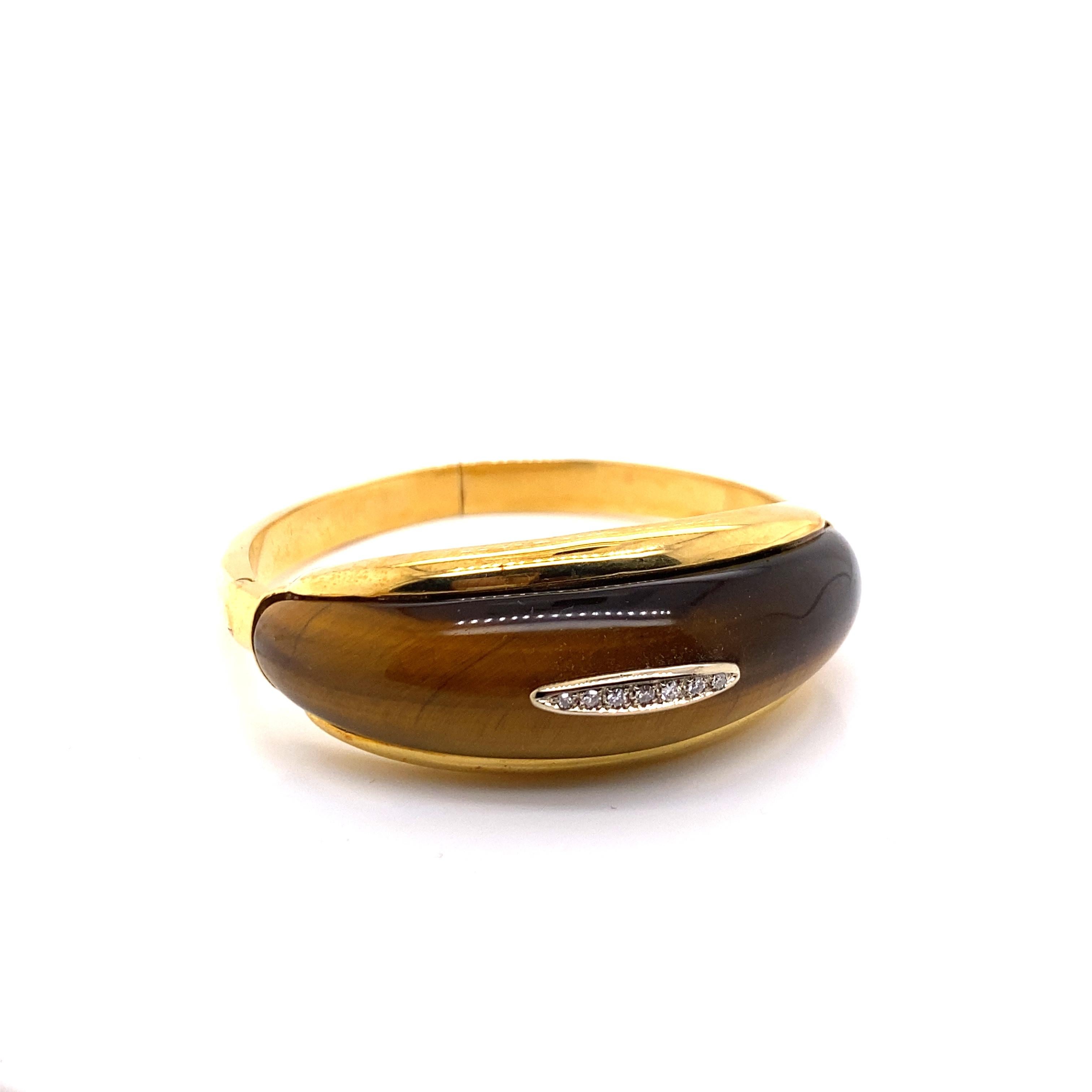 Cabochon Vintage 1960's 18k Yellow Gold Tiger's Eye Bangle For Sale