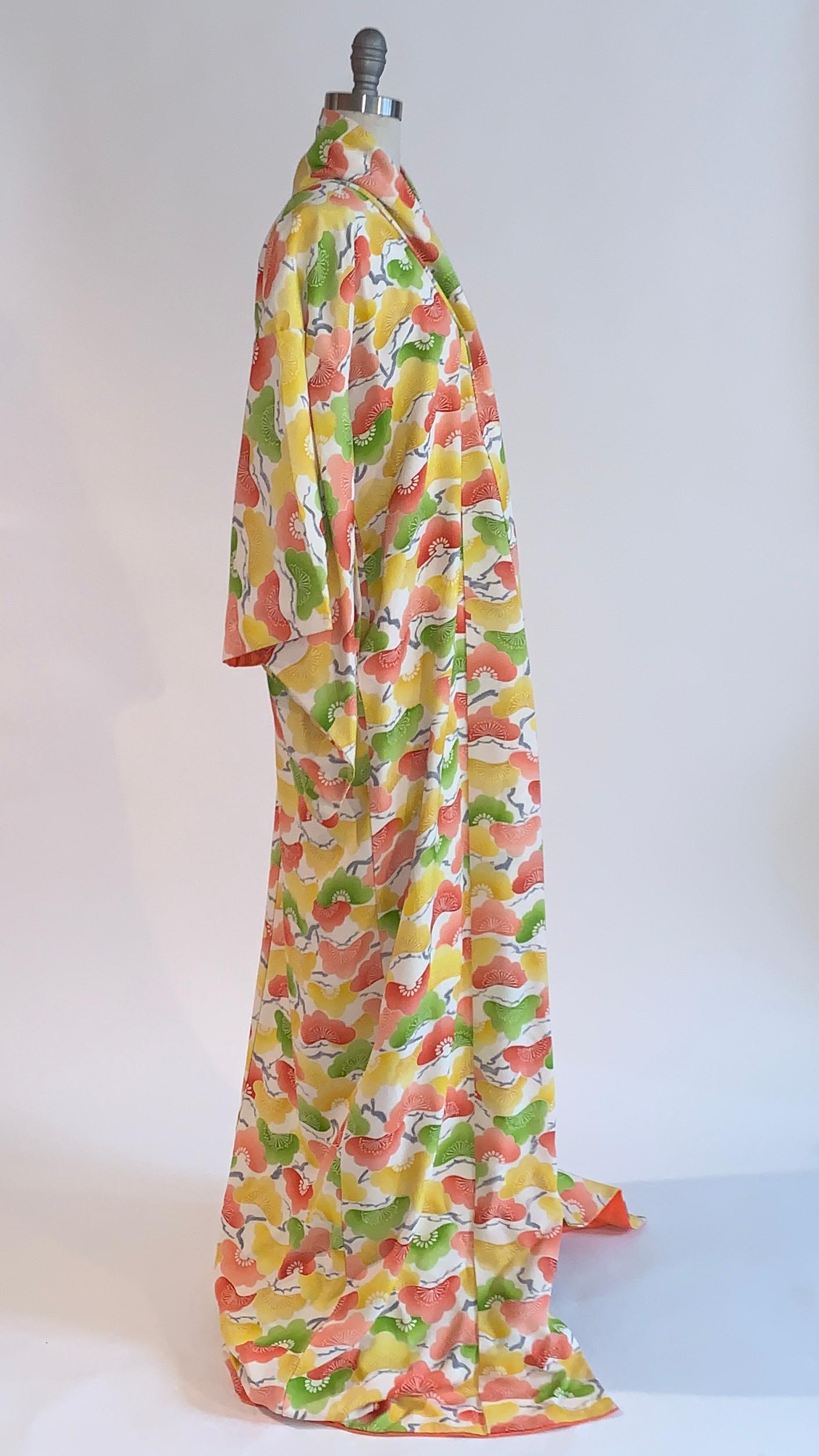 Vintage 1960s 1970s Kimono in Yellow, Pink and Green Print  In Fair Condition For Sale In San Francisco, CA