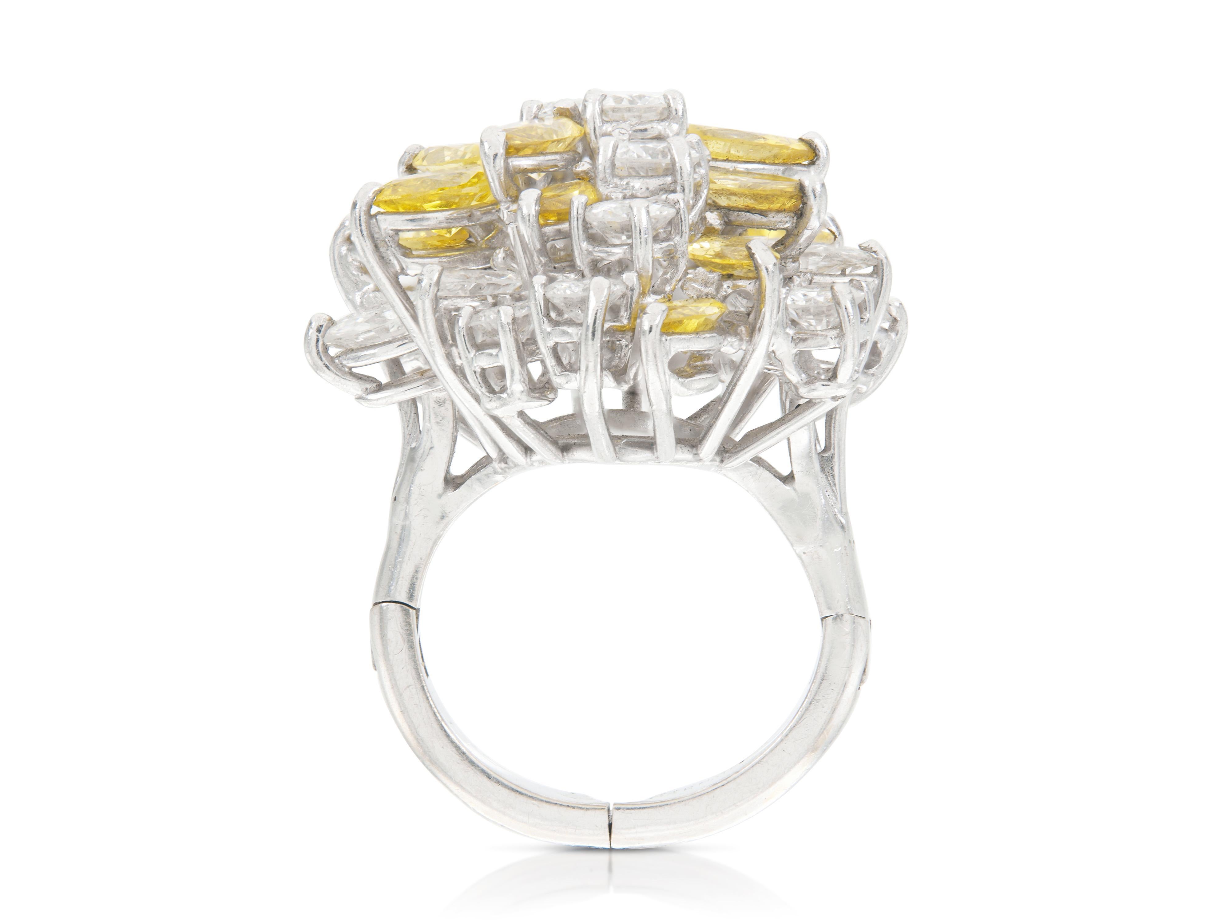 Bague vintage des années 1960 avec diamants jaunes de 2,00 carats et diamants blancs de 3,00 carats Bon état - En vente à New York, NY