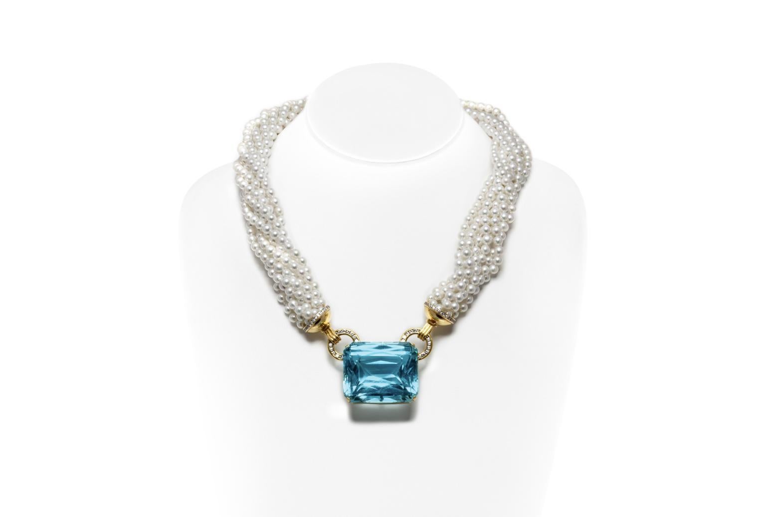 Collar vintage de 208,45 quilates de aguamarina y perlas de los años 60 Corte esmeralda en venta