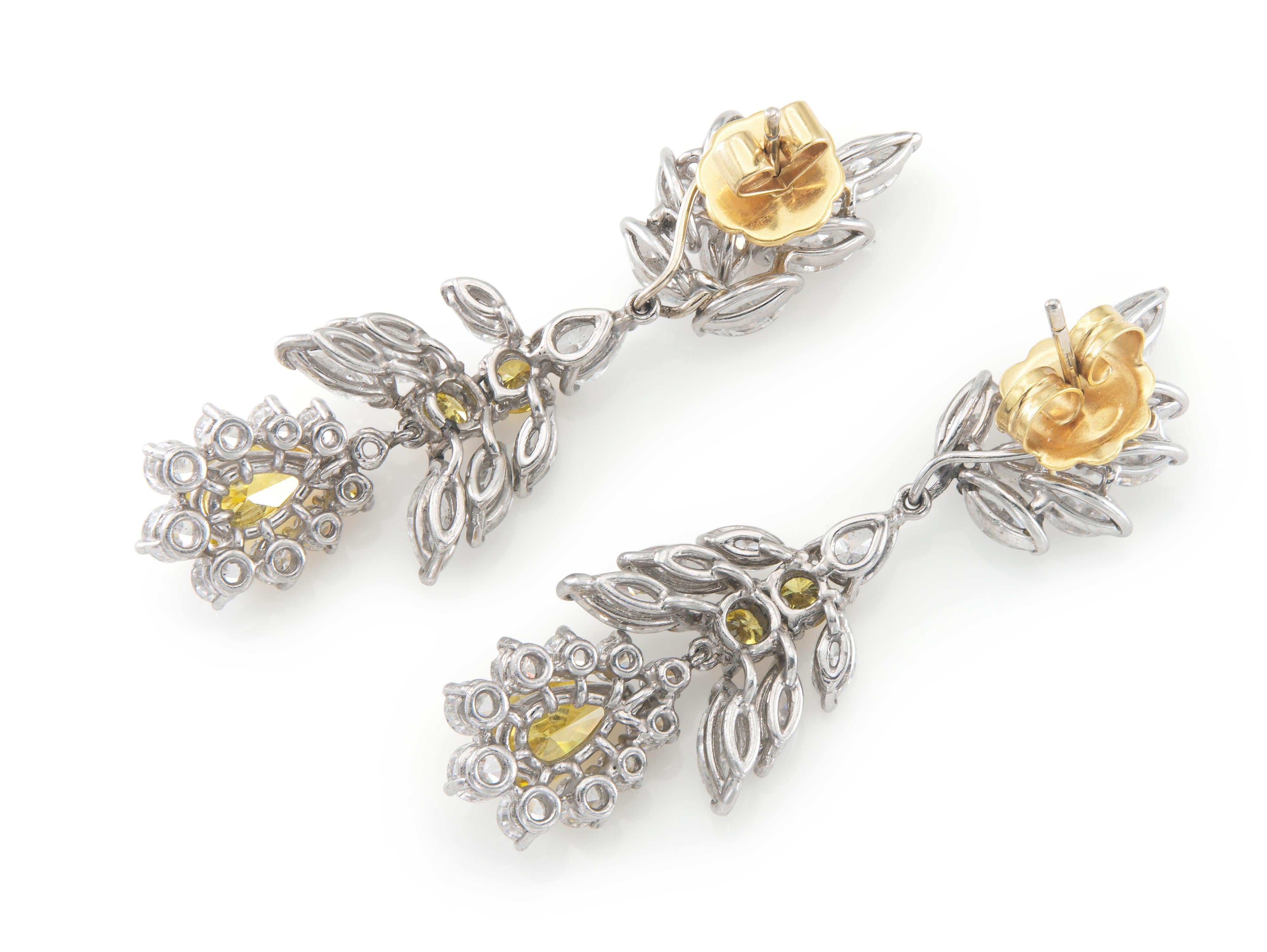 Pendientes vintage de los años 60 con diamantes amarillos de 2,10 quilates y diamantes blancos de 6,00 quilates en Bueno estado para la venta en New York, NY