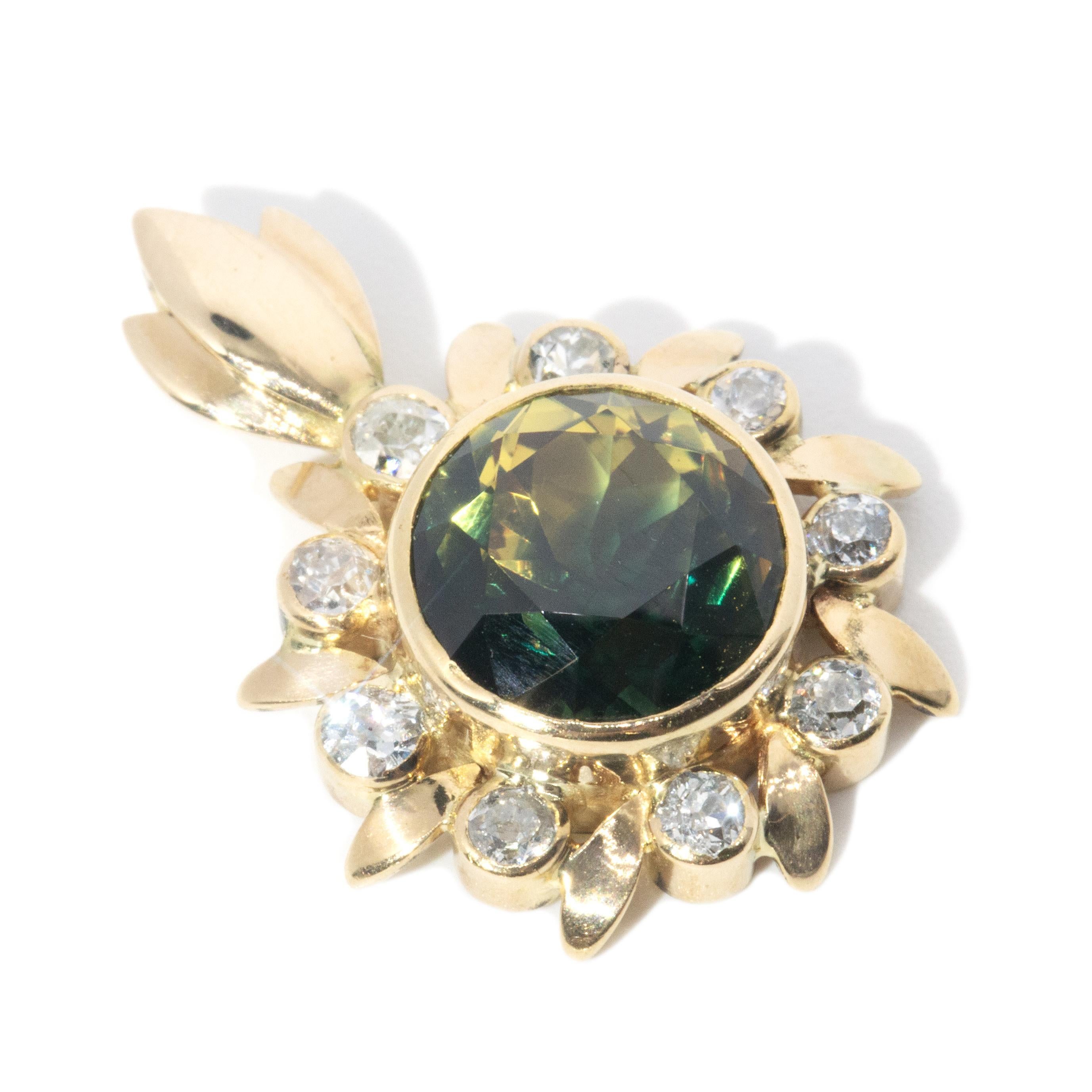 Moderne Pendentif tournesol en or 18 carats, diamants et saphir partiel de 4,65 carats, années 1960 en vente