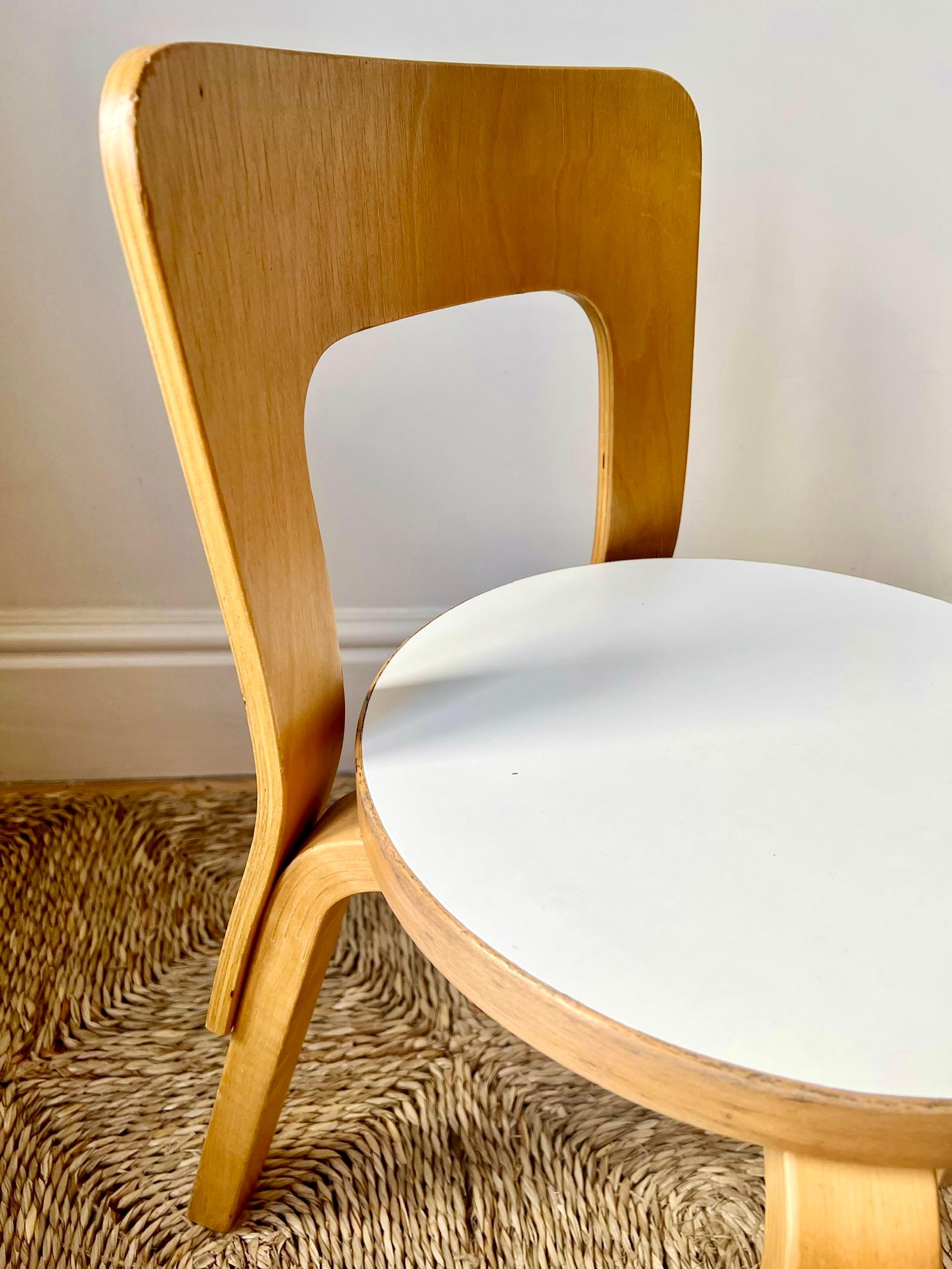 Chaises d'enfant vintage des années 1960/70, modèle N65 par Alvar Aalto+Aalto pour Artek, Finlande en vente 4