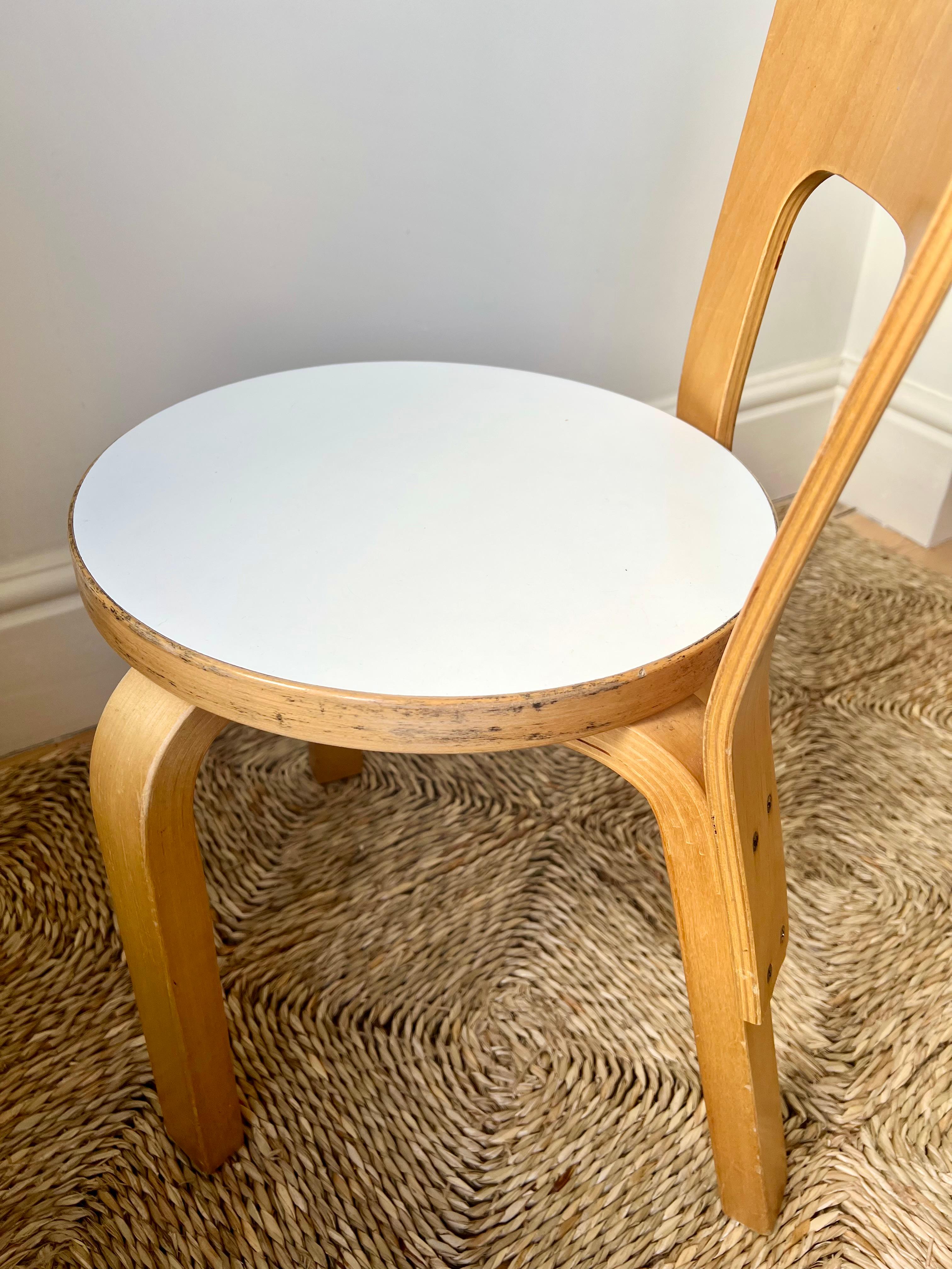 Chaises d'enfant vintage des années 1960/70, modèle N65 par Alvar Aalto+Aalto pour Artek, Finlande en vente 5