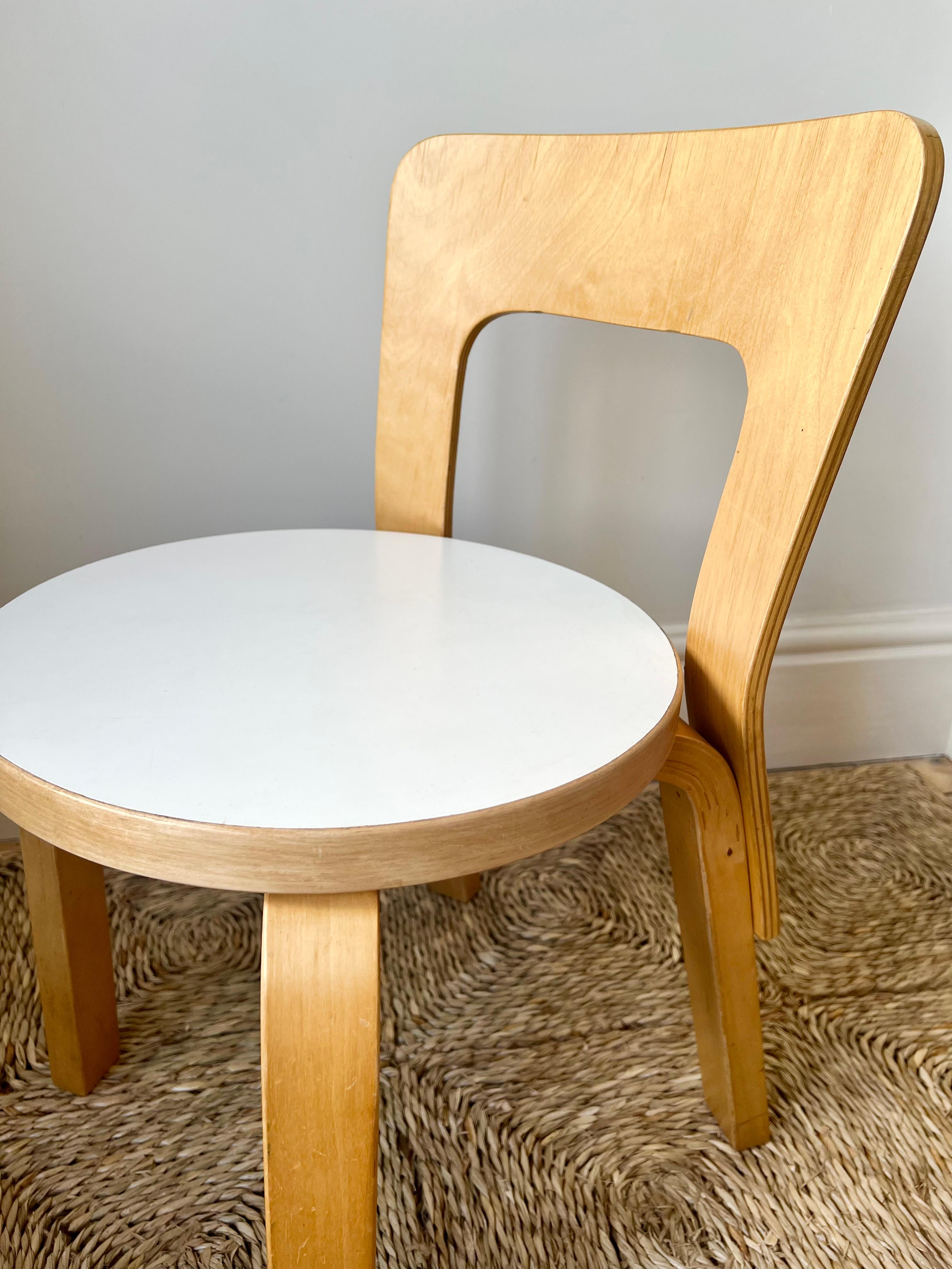 Chaises d'enfant vintage des années 1960/70, modèle N65 par Alvar Aalto+Aalto pour Artek, Finlande en vente 14