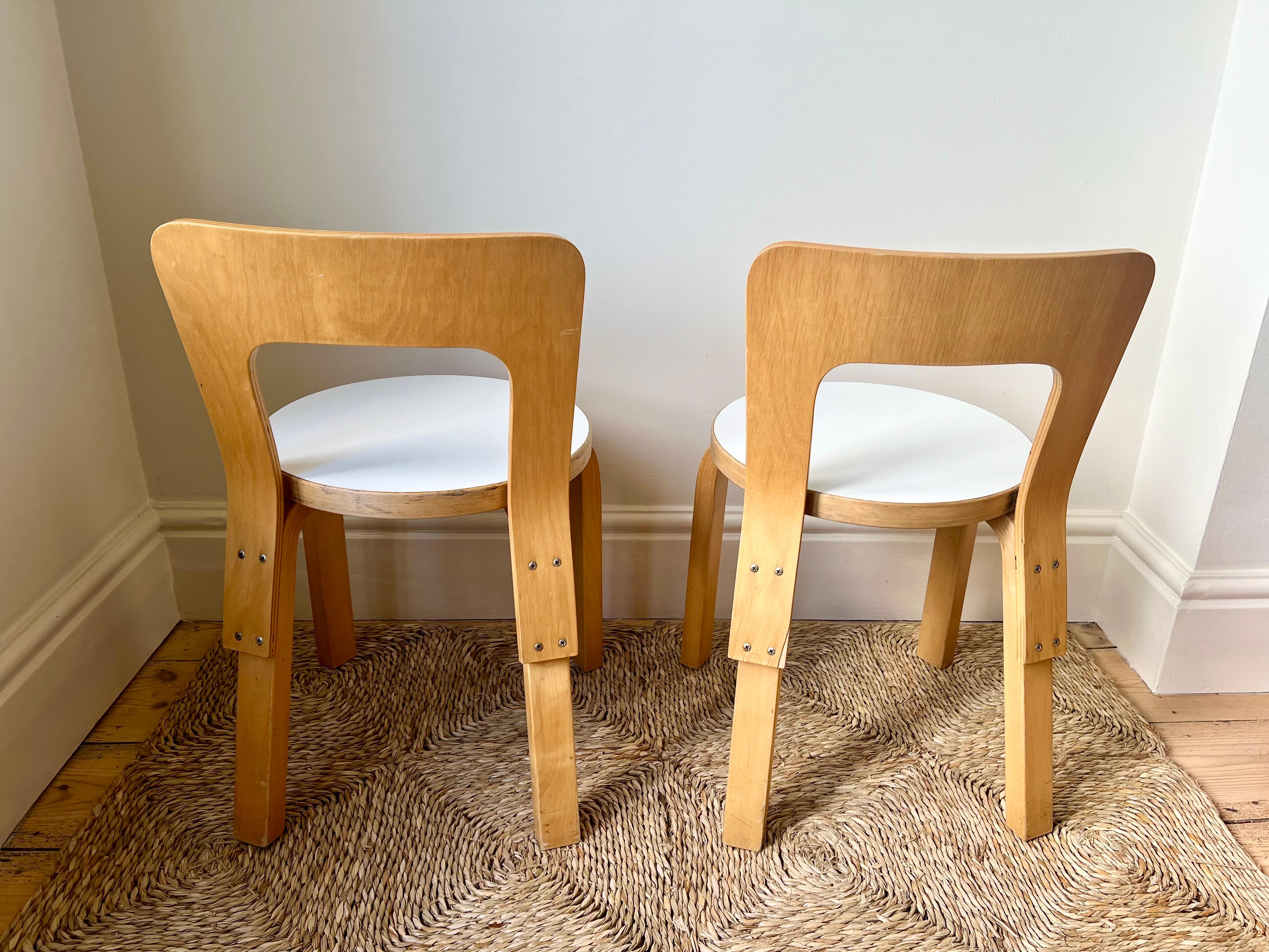 Finlandais Chaises d'enfant vintage des années 1960/70, modèle N65 par Alvar Aalto+Aalto pour Artek, Finlande en vente