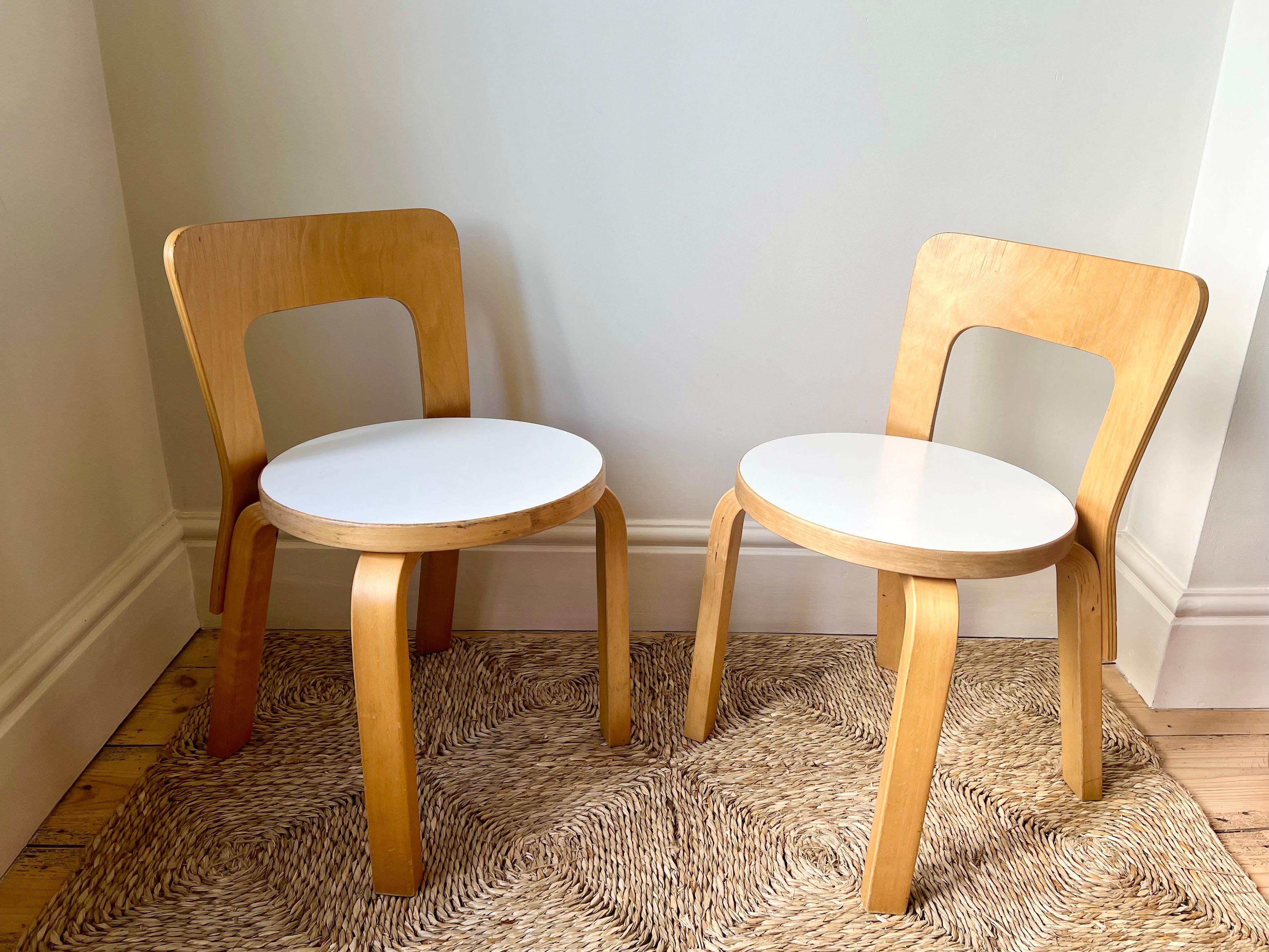 Chaises d'enfant vintage des années 1960/70, modèle N65 par Alvar Aalto+Aalto pour Artek, Finlande Bon état - En vente à Bristol, GB
