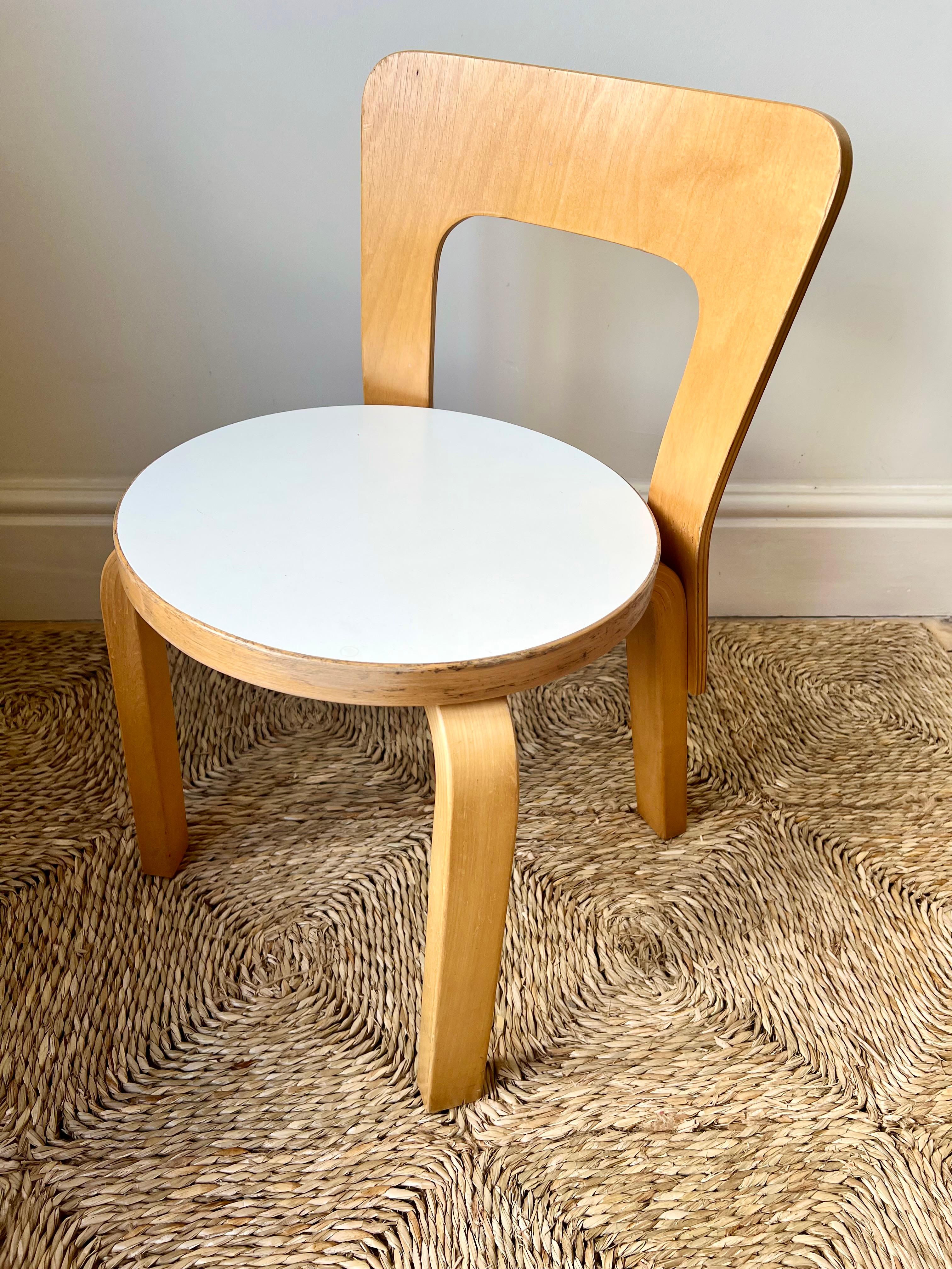 Chaises d'enfant vintage des années 1960/70, modèle N65 par Alvar Aalto+Aalto pour Artek, Finlande en vente 2
