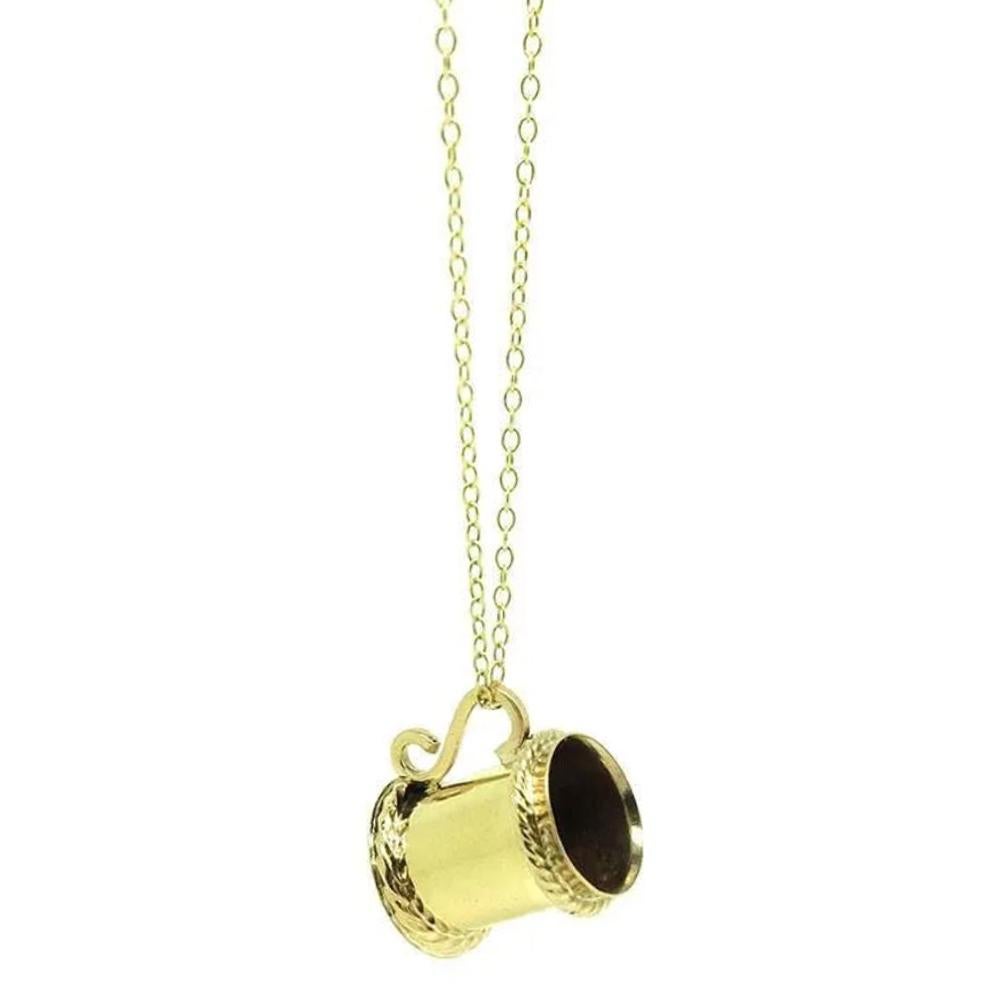 Collar con amuleto Tankard vintage de oro de 9 ct de los años 60 en Bueno estado para la venta en London, GB