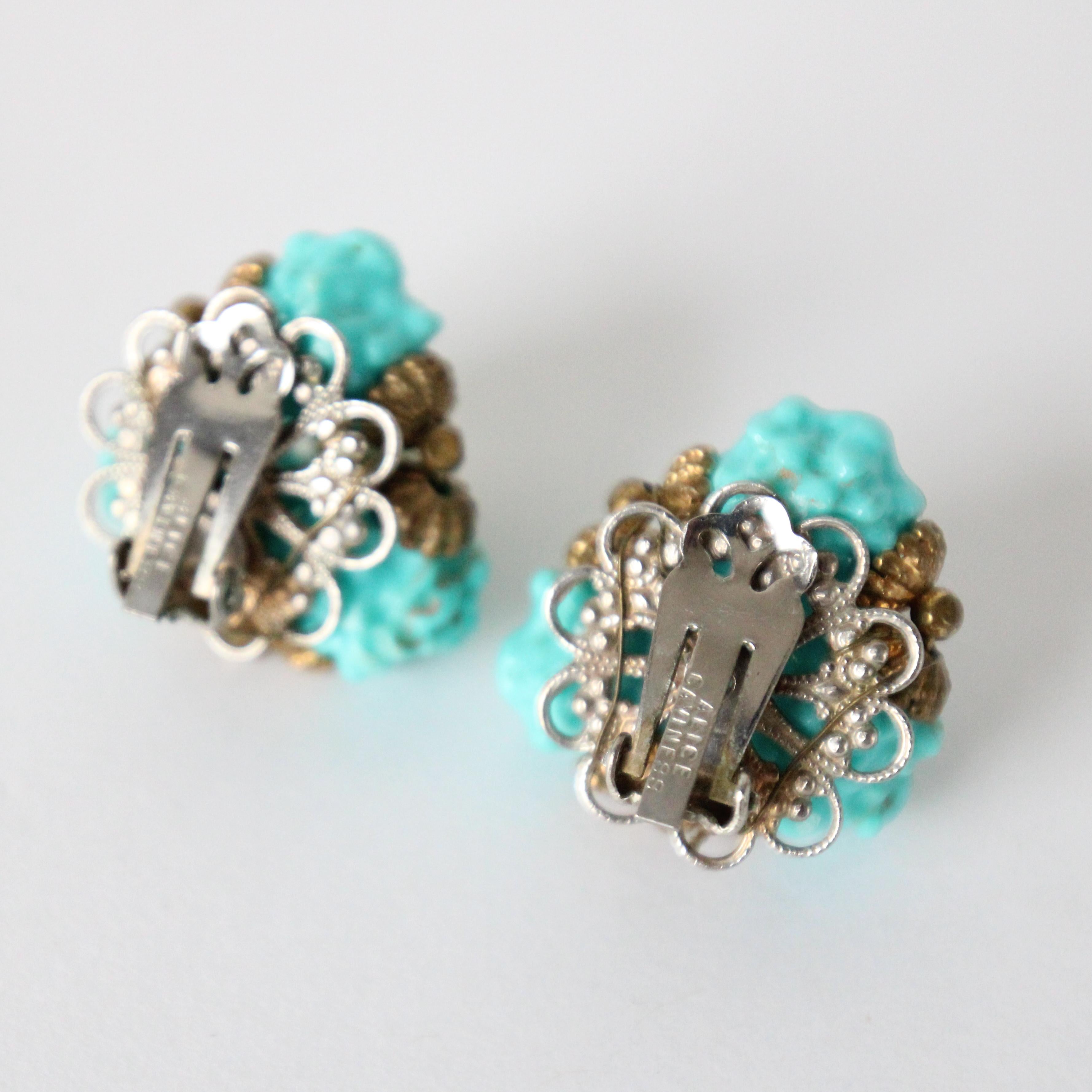 Pendientes vintage de clip con perlas y turquesa Alice Caviness, años 60 en Bueno estado para la venta en Cheltenham, GB