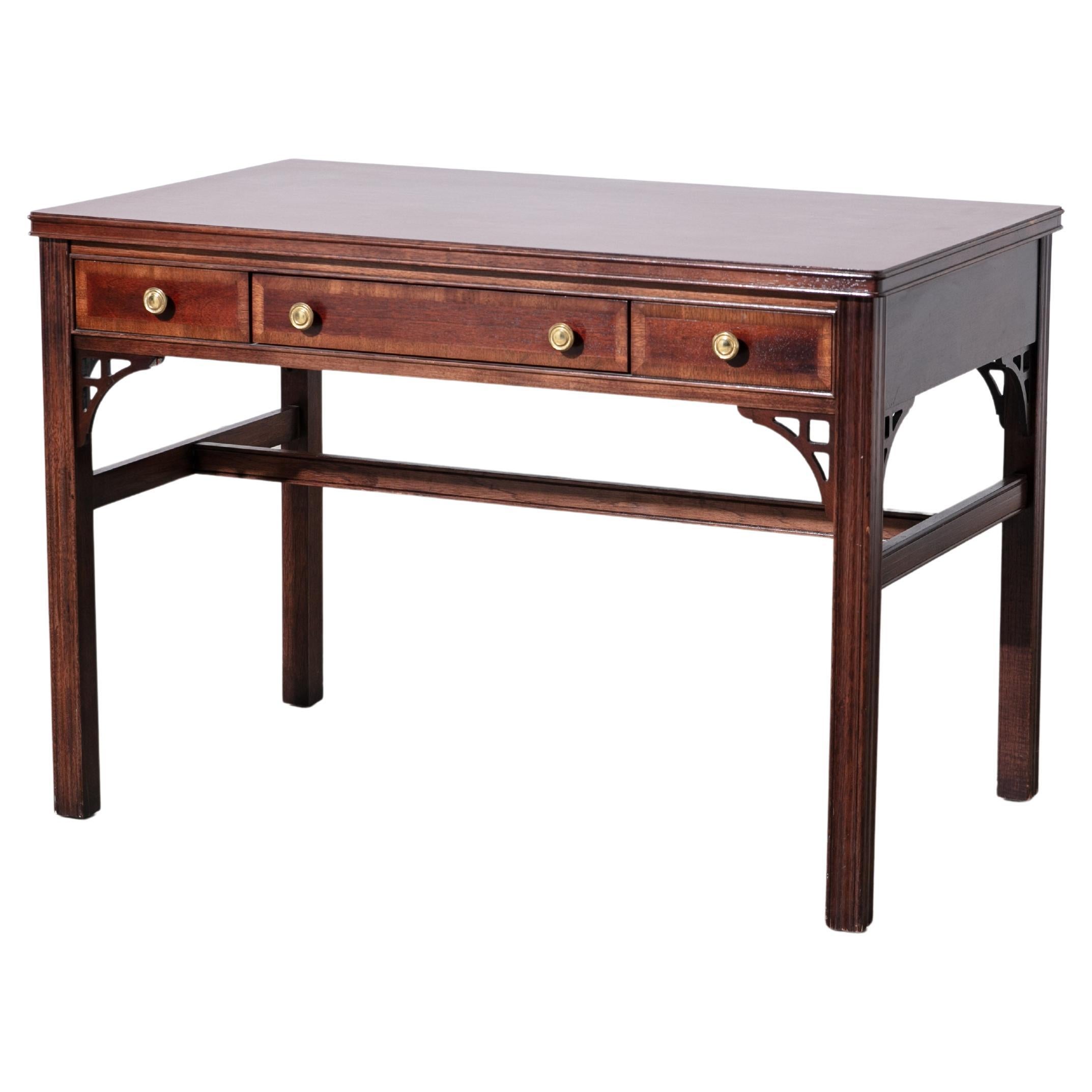 Vintage 1960's American of Martinsville Desk