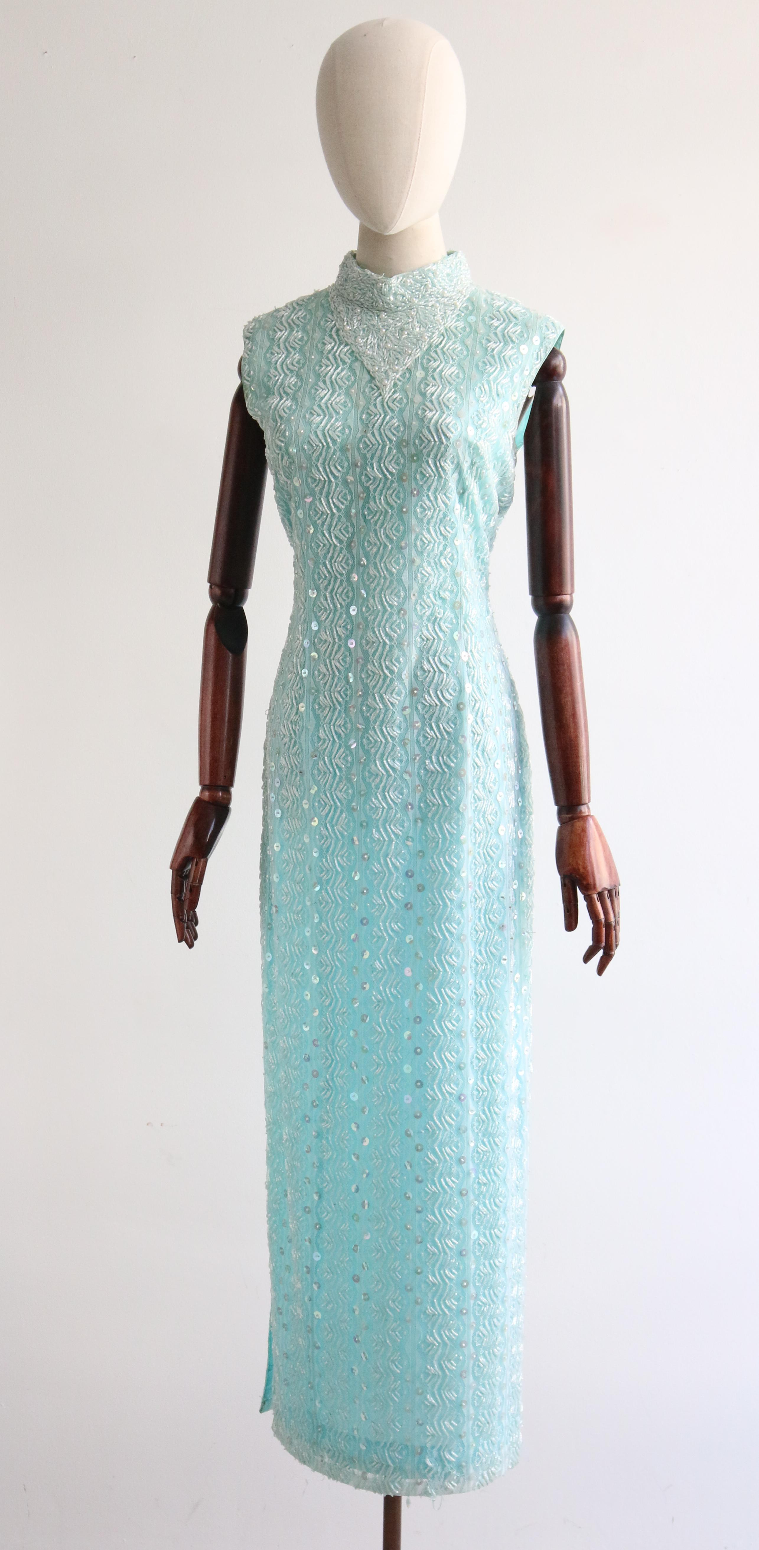 Vintage 1960's Aqua Beaded Lace Dress UK 10-12 US 6-8 For Sale 2