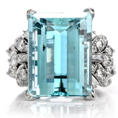 Vintage 1960s Aquamarine Diamond Platinum Cocktail Ring