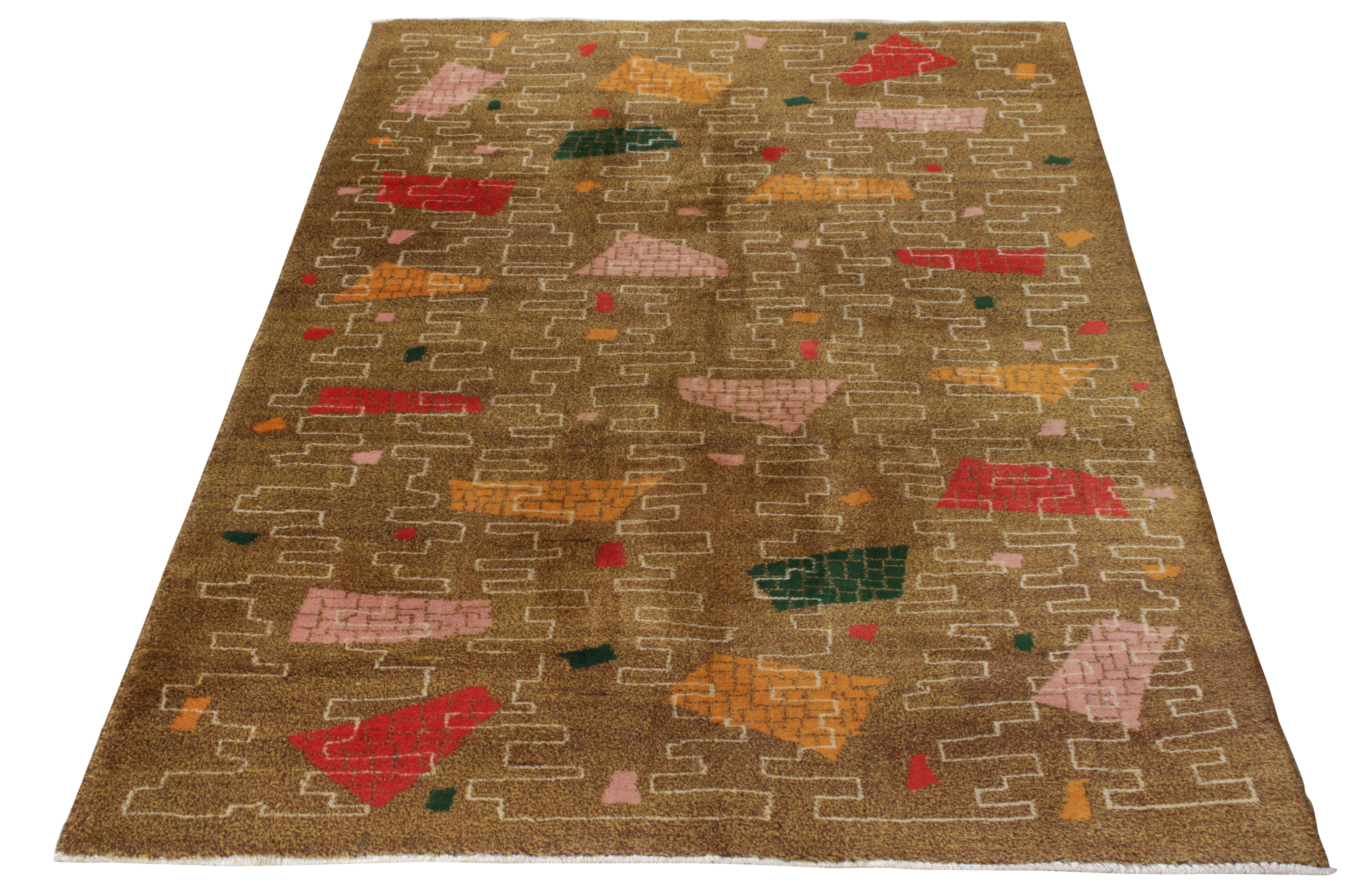 Hand-knotted in wool, this 5x8 vintage Turkish Art Deco rug joins Rug & Kilim’s Mid-Century Pasha Collection. This repertoire features the iconic works of the legendary designer Zeki Muren that showcases his wholehearted love for the 1960s style.