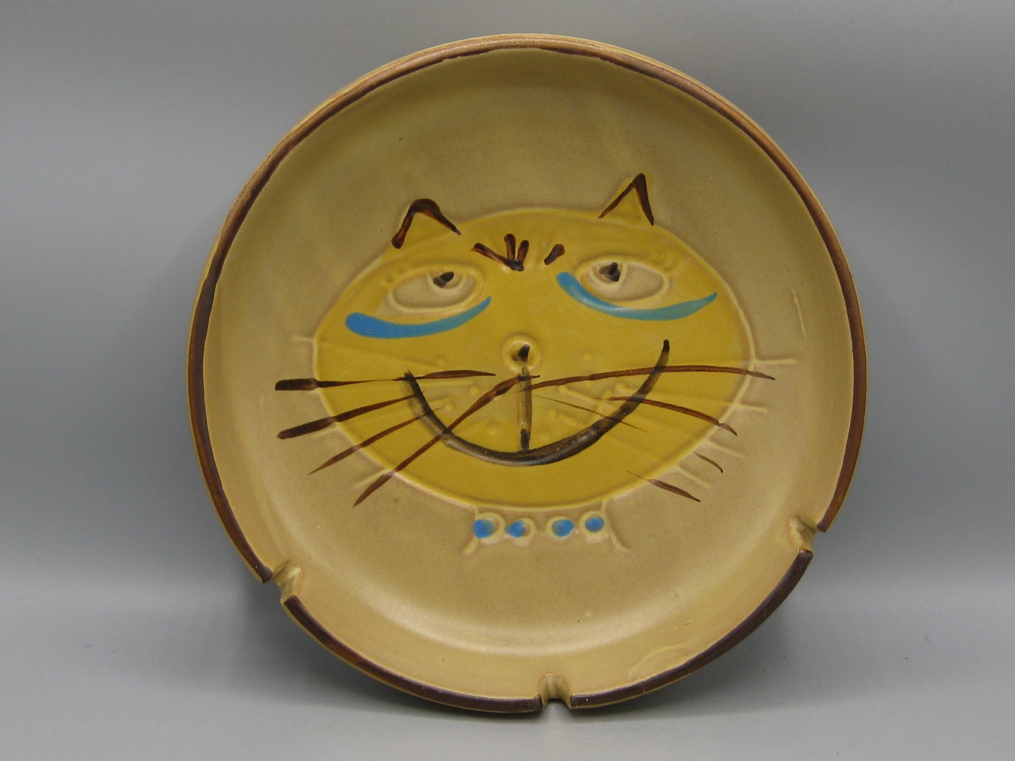 20th Century Vintage 1960's Bennett Welsh Pacific Stoneware Pottery Atomic Cat Ashtray For Sale