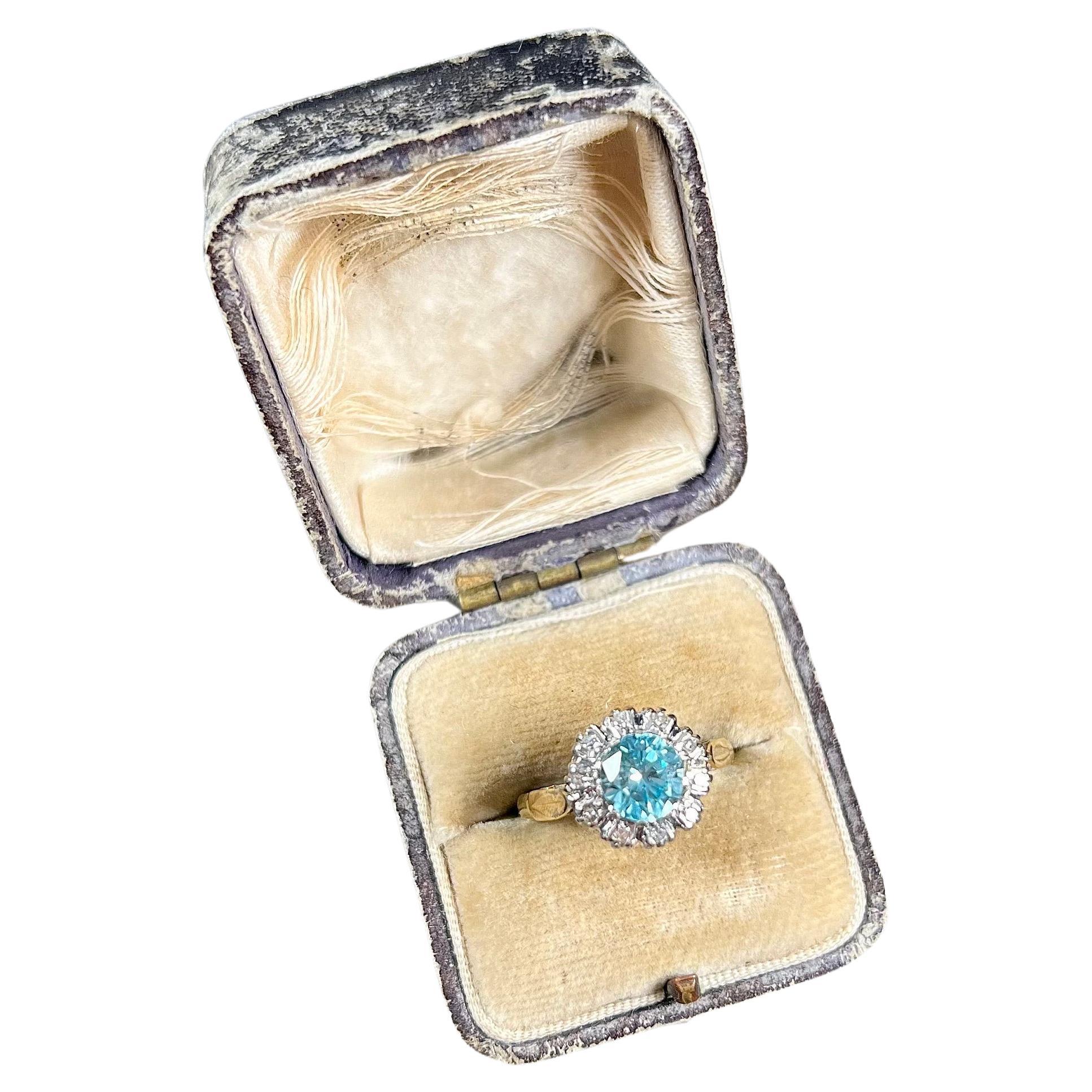 Vintage 9ct Yellow Gold, Two Stone Zircon Crossover Ring For Sale at 1stDibs