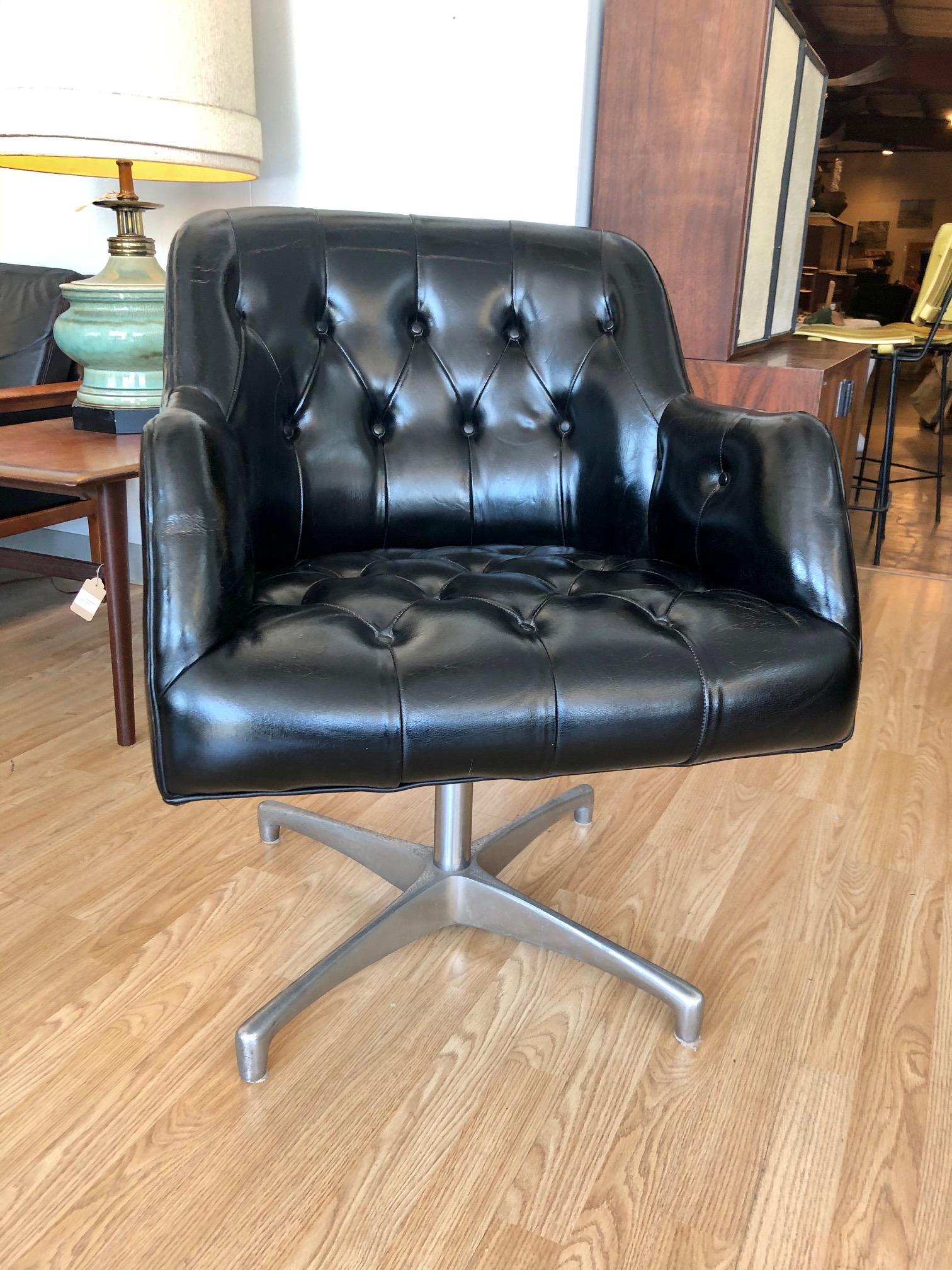 American Vintage 1960s Black Leather Swivel Chair by Jens Risom for B.L. Marble Company