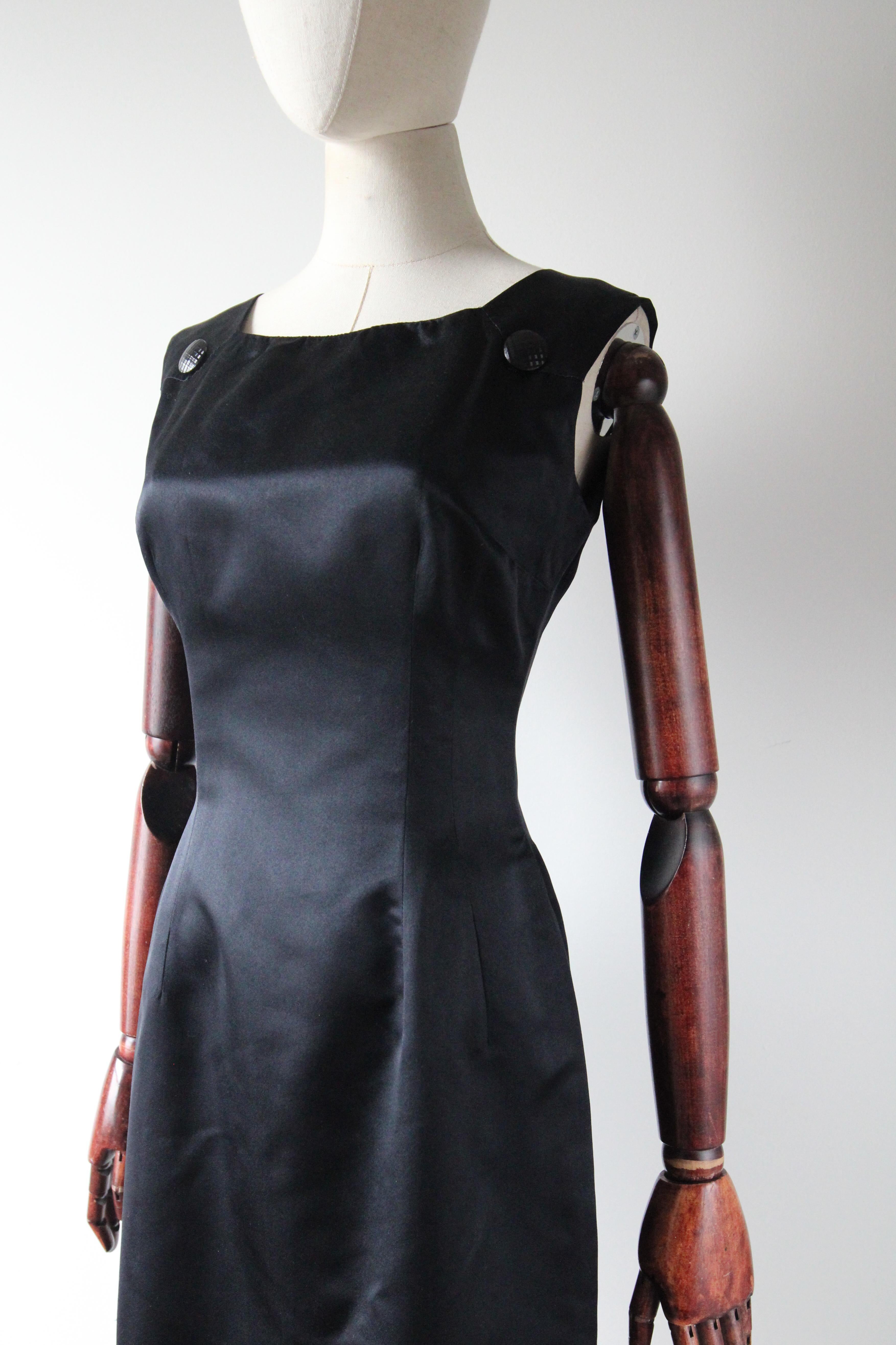 Abito da cocktail vintage anni '60 in raso nero Anne Fogarty UK 8-10 US 4-6 in vendita 1
