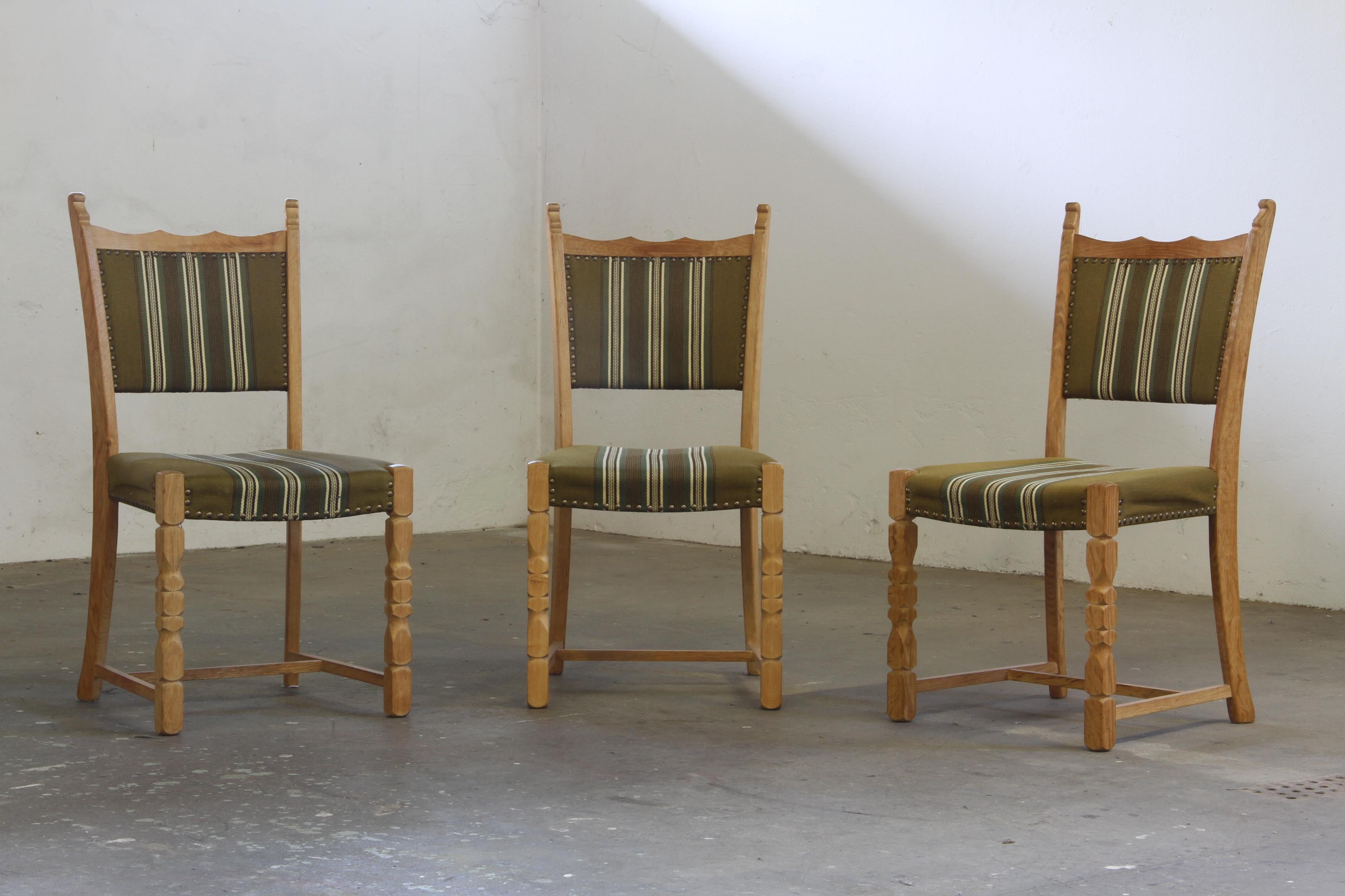 Mid-20th Century Vintage 1960s, Brualist Danish Modern Oak Dining Chairs by Henning Kjærnulf For Sale