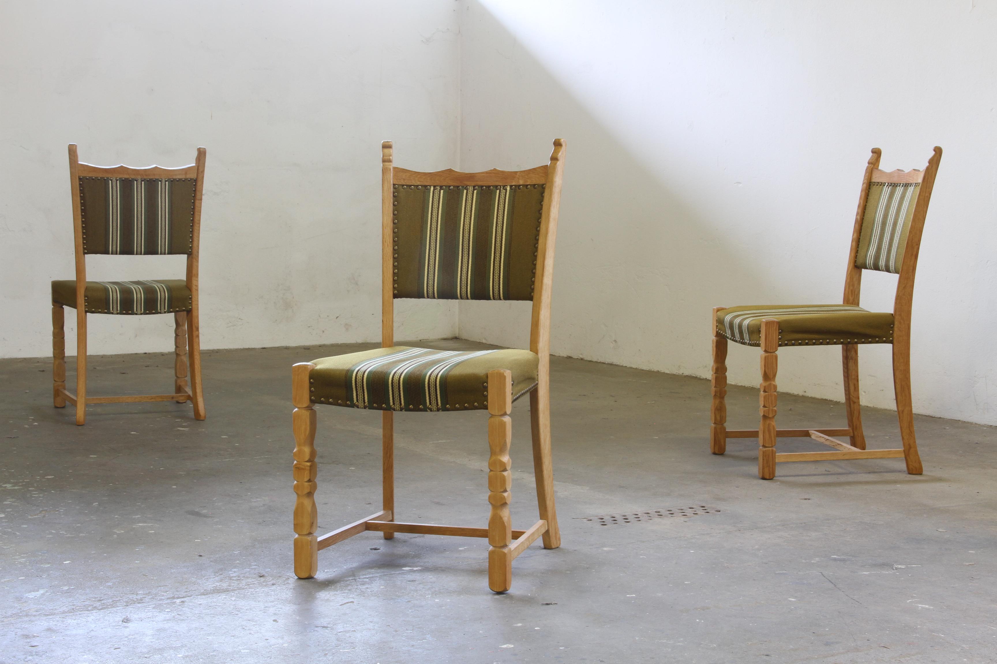 Vintage 1960s, Brualist Danish Modern Oak Dining Chairs by Henning Kjærnulf For Sale 1