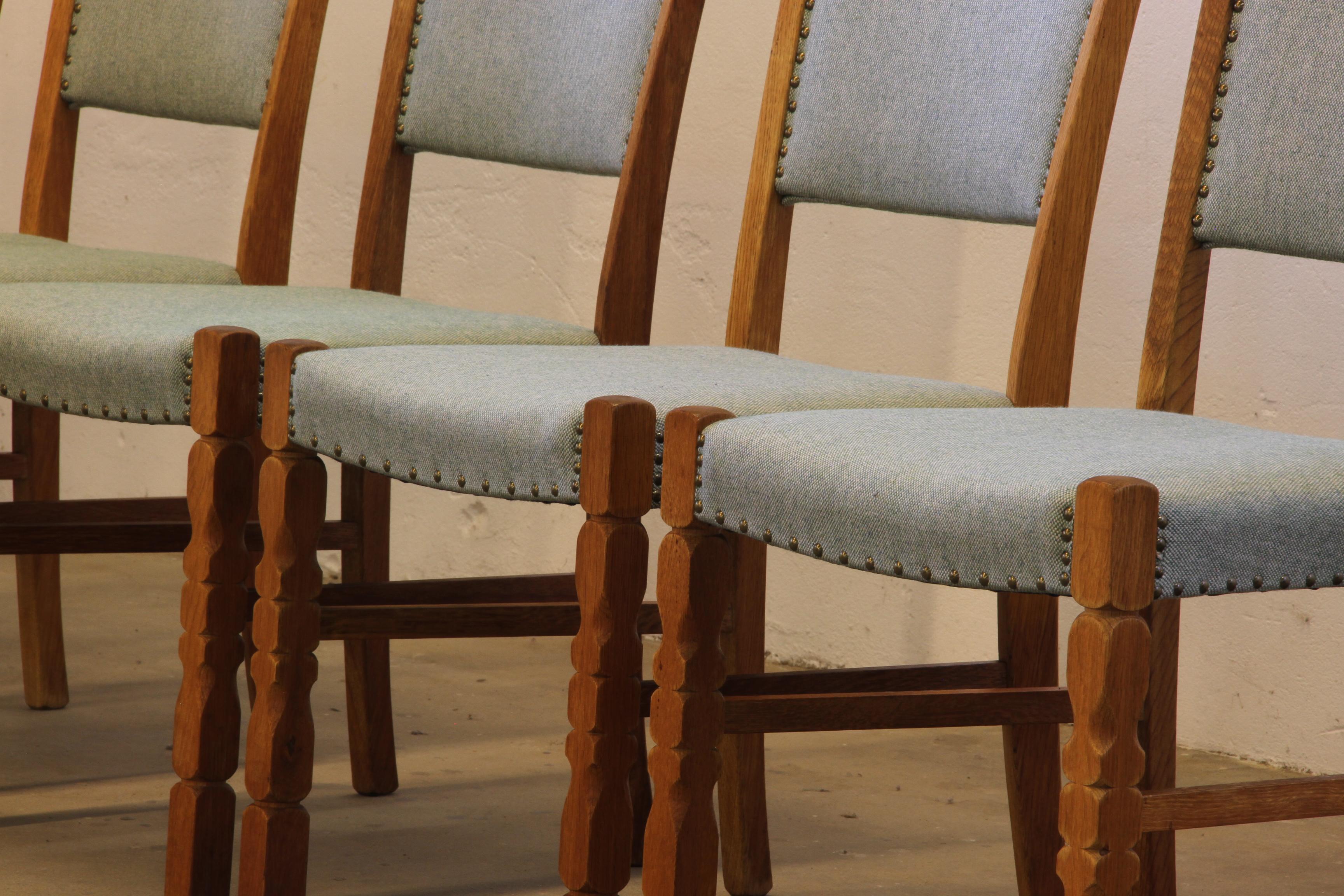 Vintage 1960s Brualist Danish Oak Dining Chairs style of Henning Kjærnulf In Good Condition In Store Heddinge, DK