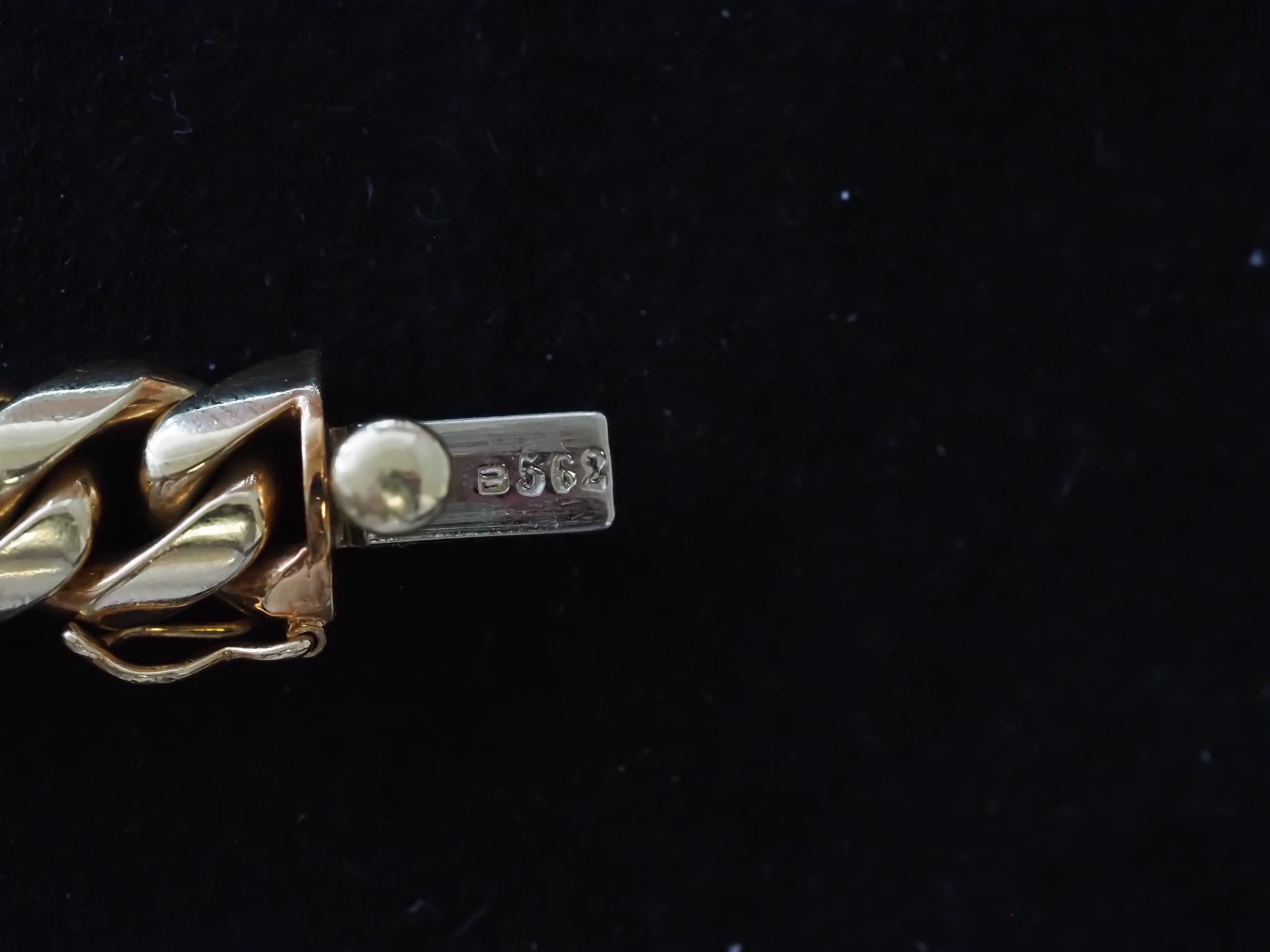 Vintage 1960s Bulgari 18K Yellow Gold Bracelet with Cabochon Amethyst For Sale 2