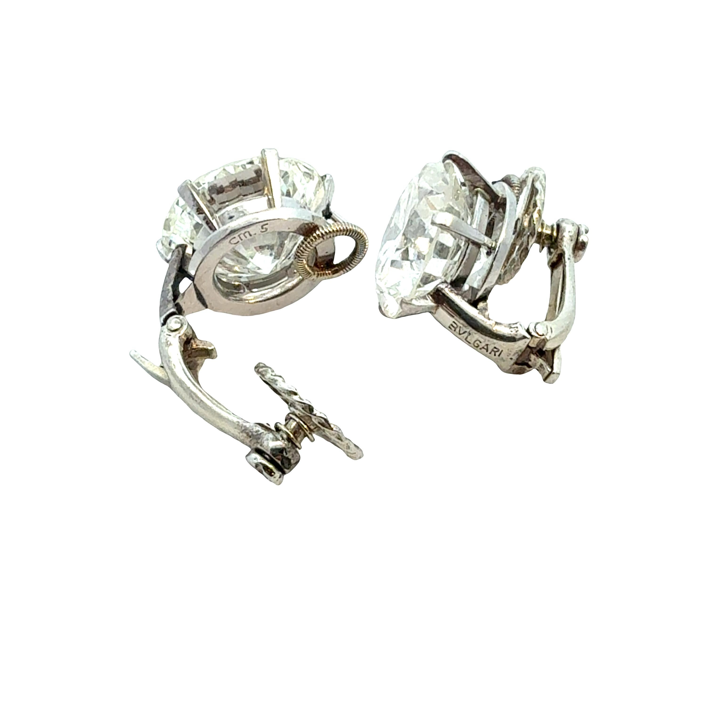 Vintage 1960s Bulgari Platinum Stud Earrings – 2 Round Diamonds, 5.00 & 5.32 cts en Excelente estado para la venta en Milano, IT
